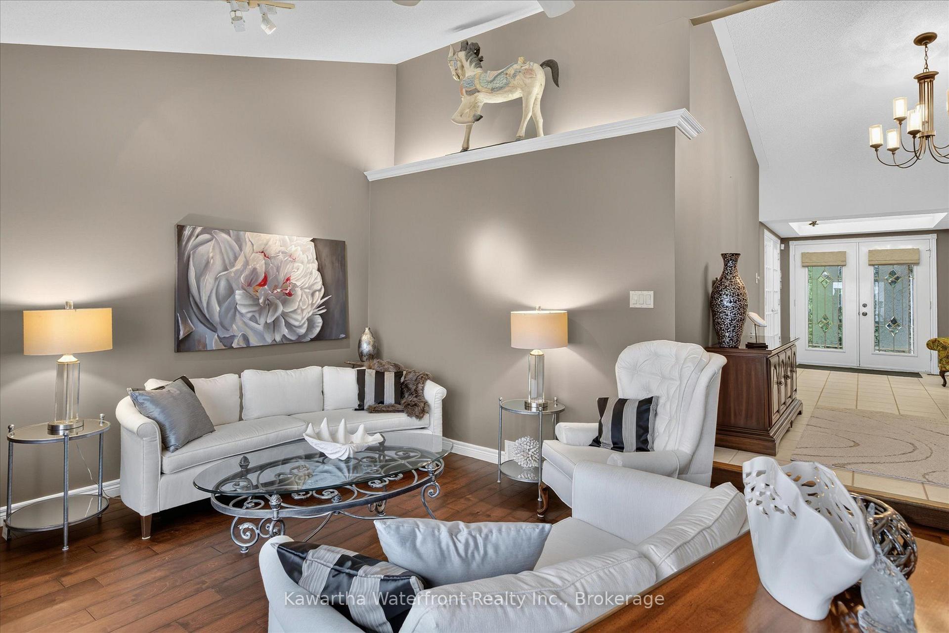 Photo 17 of 106 Crescent Drive, Kawartha Lakes, Verulam — HOMEH