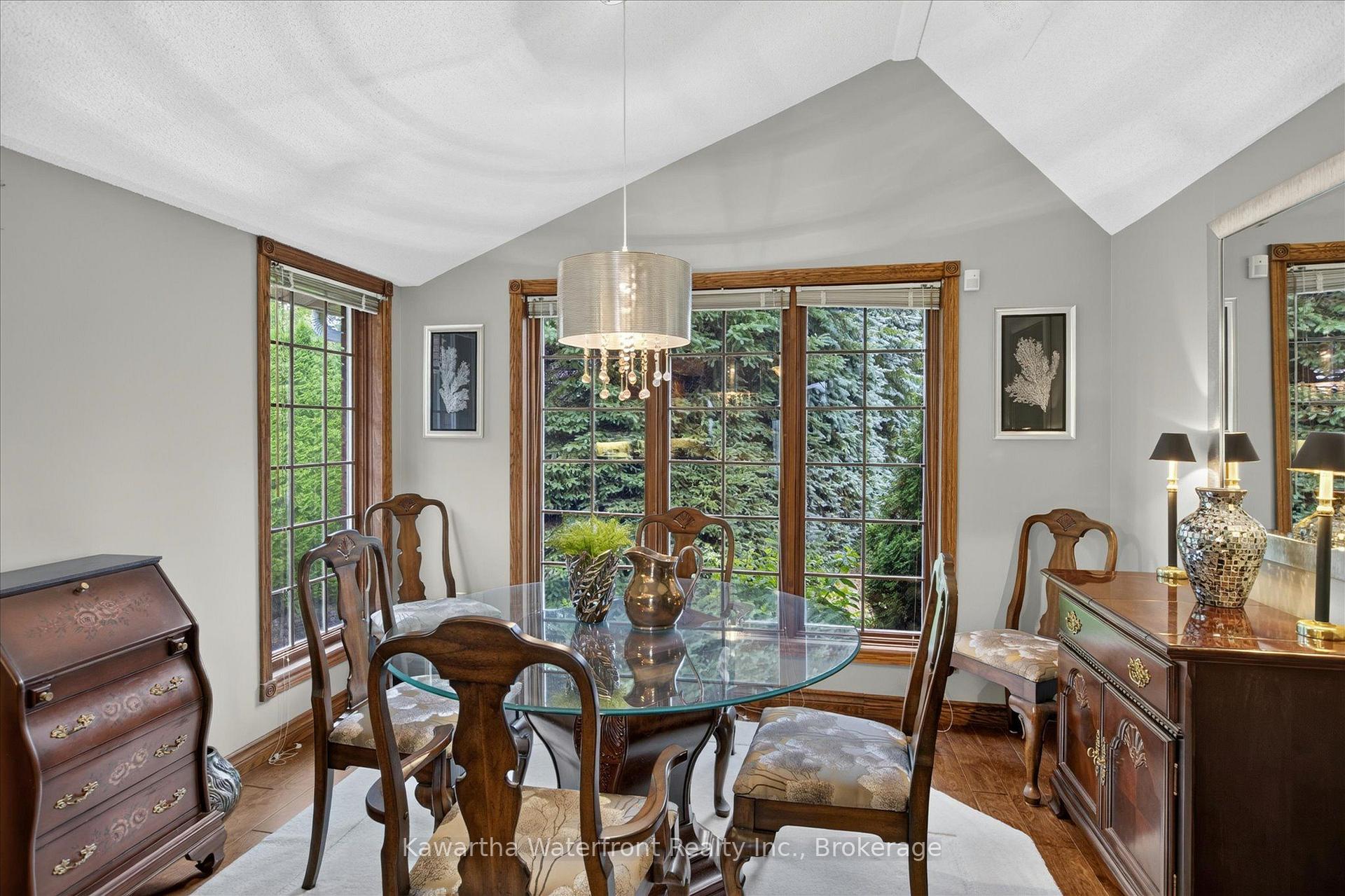 Photo 24 of 106 Crescent Drive, Kawartha Lakes, Verulam — HOMEH