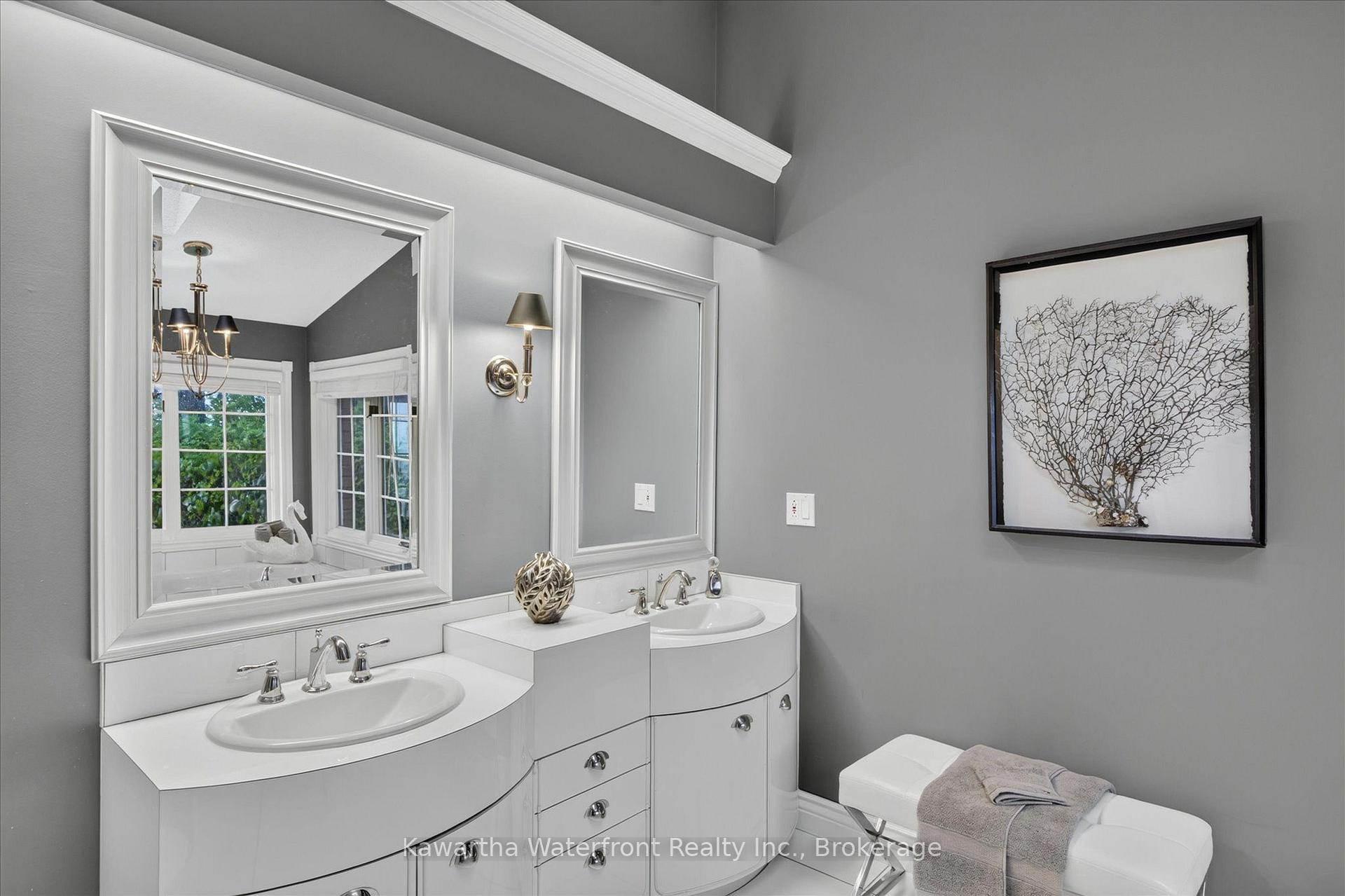 Photo 34 of 106 Crescent Drive, Kawartha Lakes, Verulam — HOMEH