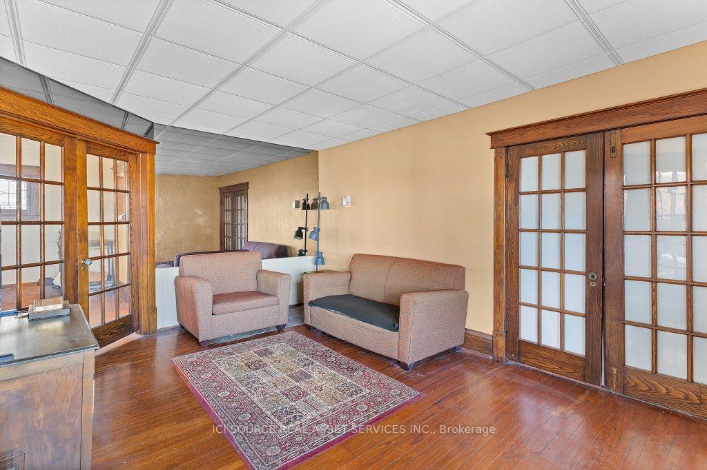 Photo 9 of 5207 River Road, Niagara Falls, Downtown — HOMEH
