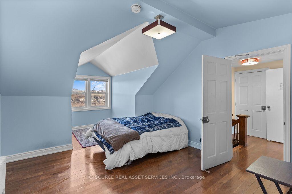 Photo 14 of 5207 River Road, Niagara Falls, Downtown — HOMEH