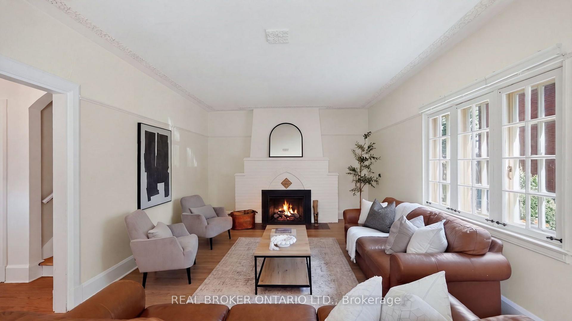 Photo 5 of 17 Lakeview Terrace, Ottawa, Dows Lake — HOMEH