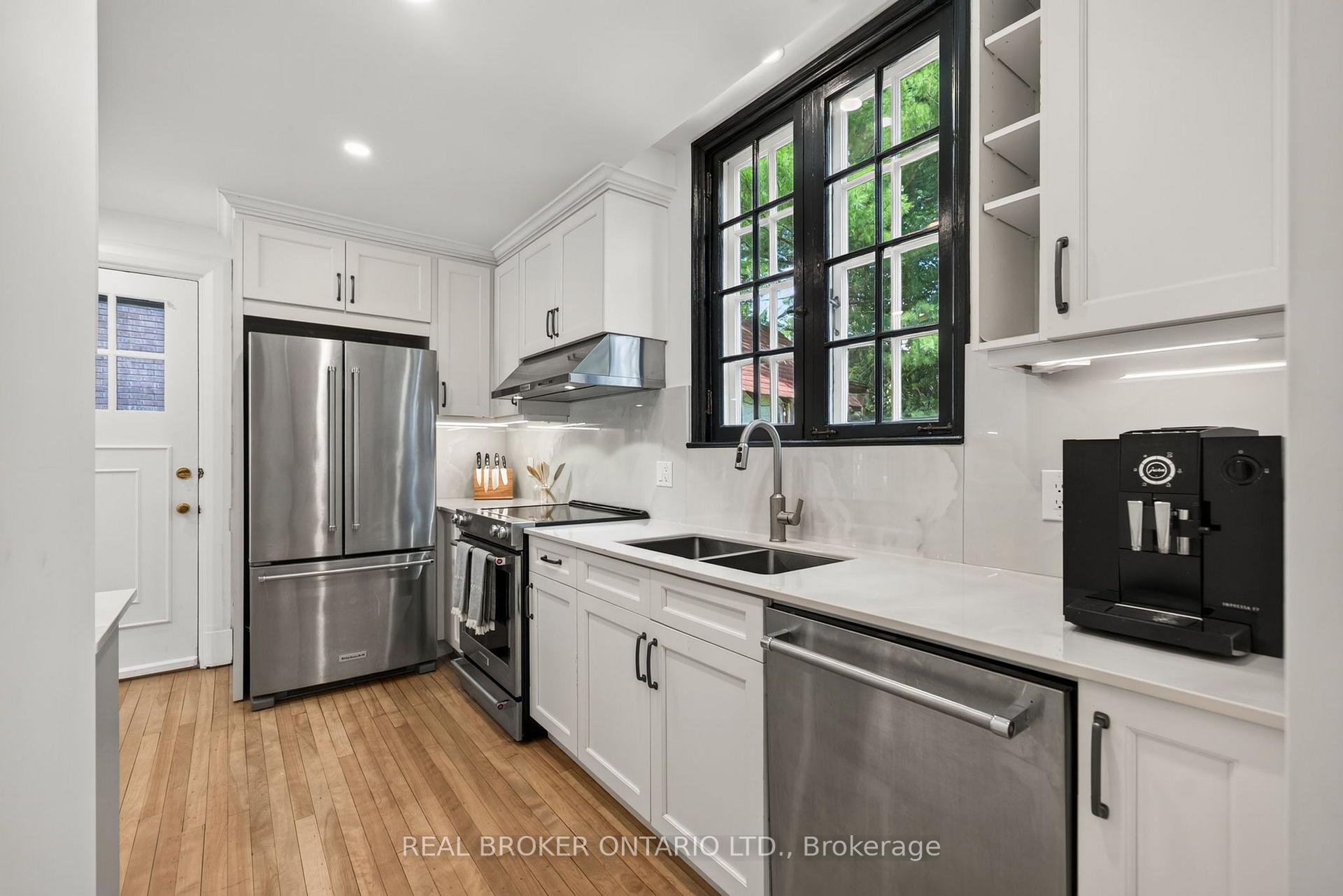 Photo 23 of 17 Lakeview Terrace, Ottawa, Dows Lake — HOMEH