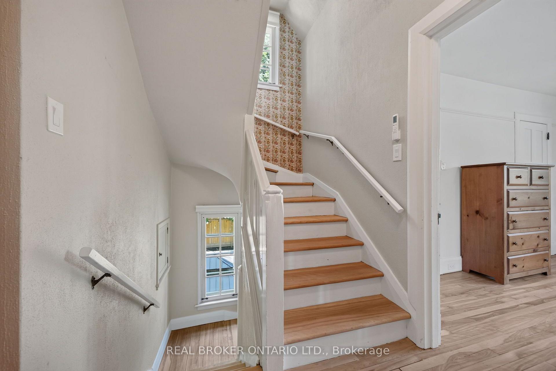 Photo 25 of 17 Lakeview Terrace, Ottawa, Dows Lake — HOMEH