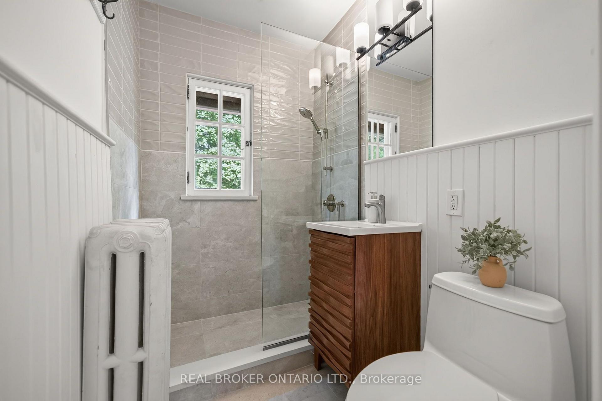Photo 42 of 17 Lakeview Terrace, Ottawa, Dows Lake — HOMEH