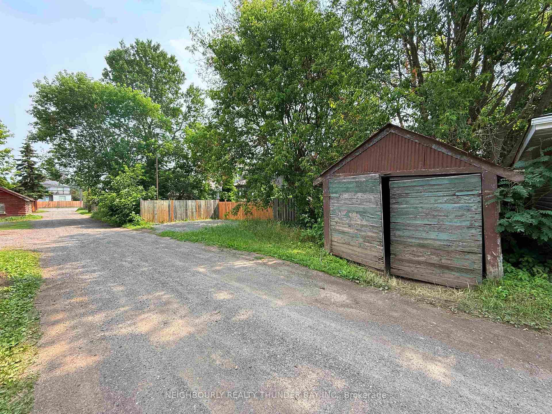 Photo 7 of 232 College Street, Thunder Bay, College Heights — HOMEH