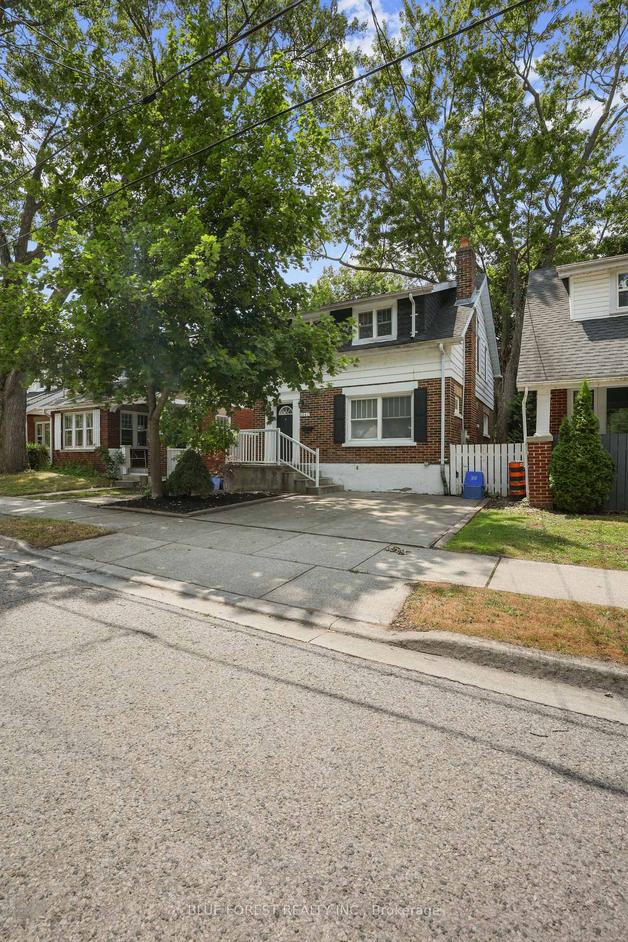 Photo of 1047 Patricia Street
