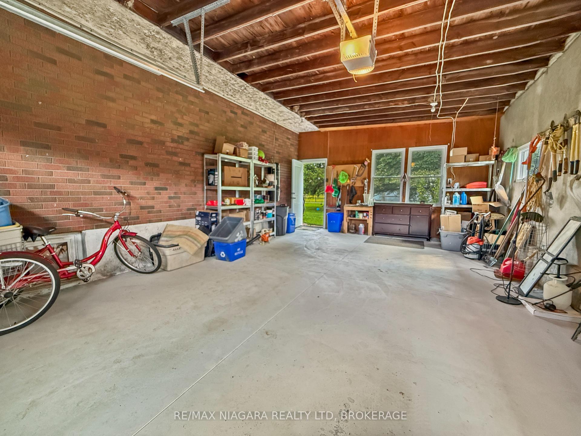 Photo 29 of 2223 Turner Road, Thorold, Hurricane/Merrittville — HOMEH