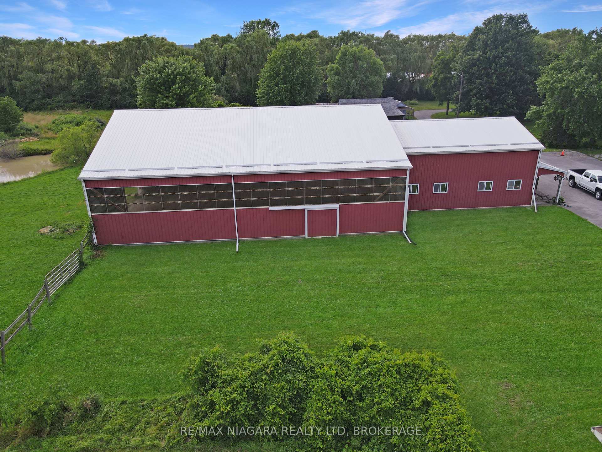 Photo 43 of 2223 Turner Road, Thorold, Hurricane/Merrittville — HOMEH