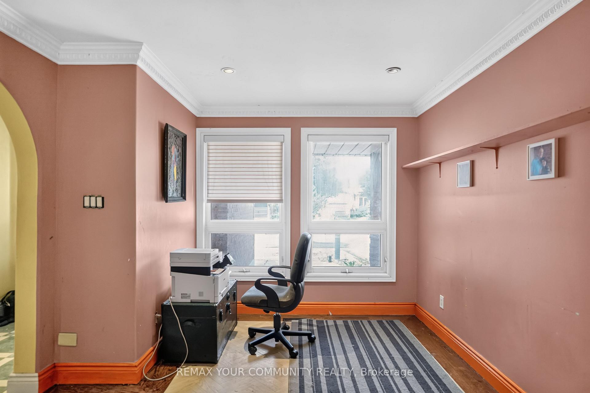 Photo 4 of 79 Westhampton Drive, Vaughan, Brownridge — HOMEH