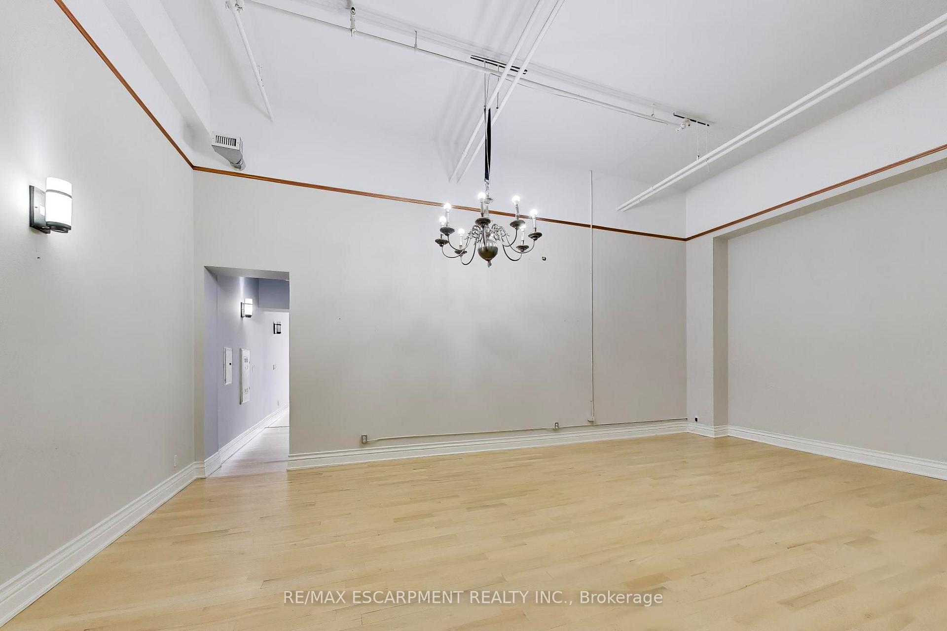 Photo 10 of Unit 7, 200 Stinson Street, Hamilton, Stinson — HOMEH