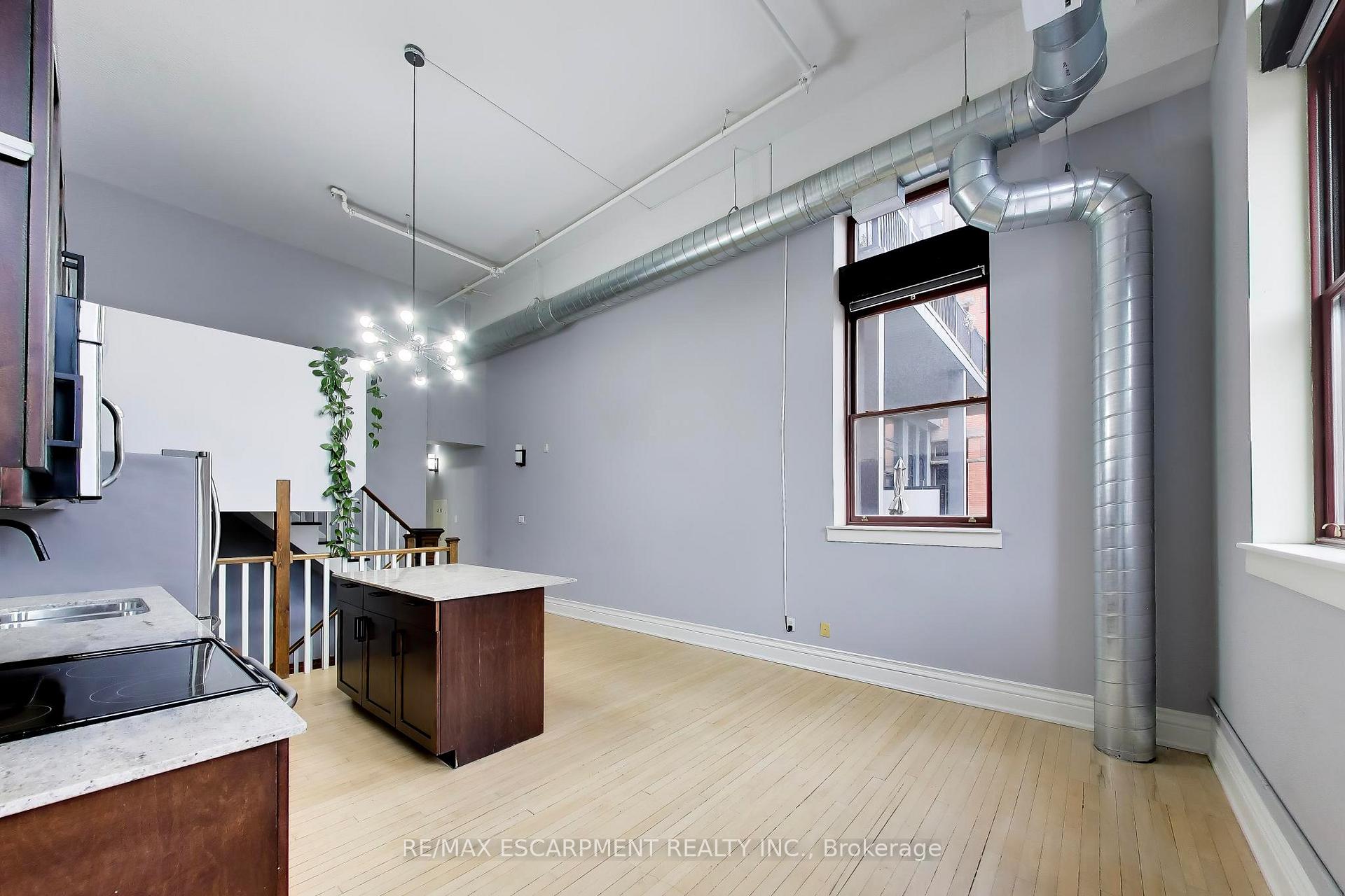 Photo 15 of Unit 7, 200 Stinson Street, Hamilton, Stinson — HOMEH