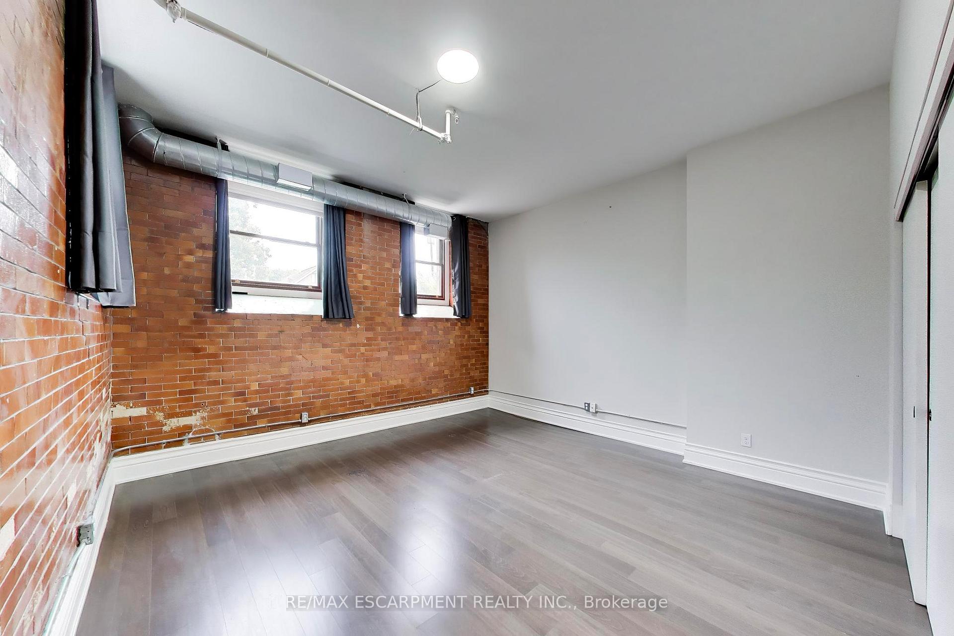 Photo 18 of Unit 7, 200 Stinson Street, Hamilton, Stinson — HOMEH