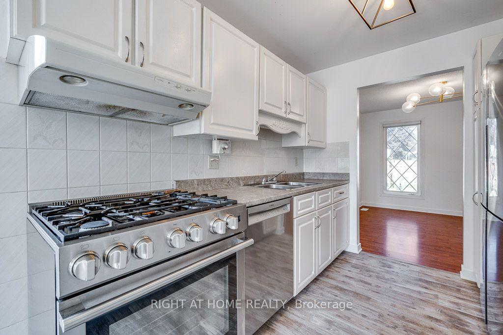Photo 9 of 85 Winchester Drive, Ottawa, Kanata - Glencairn/Hazeldean — HOMEH
