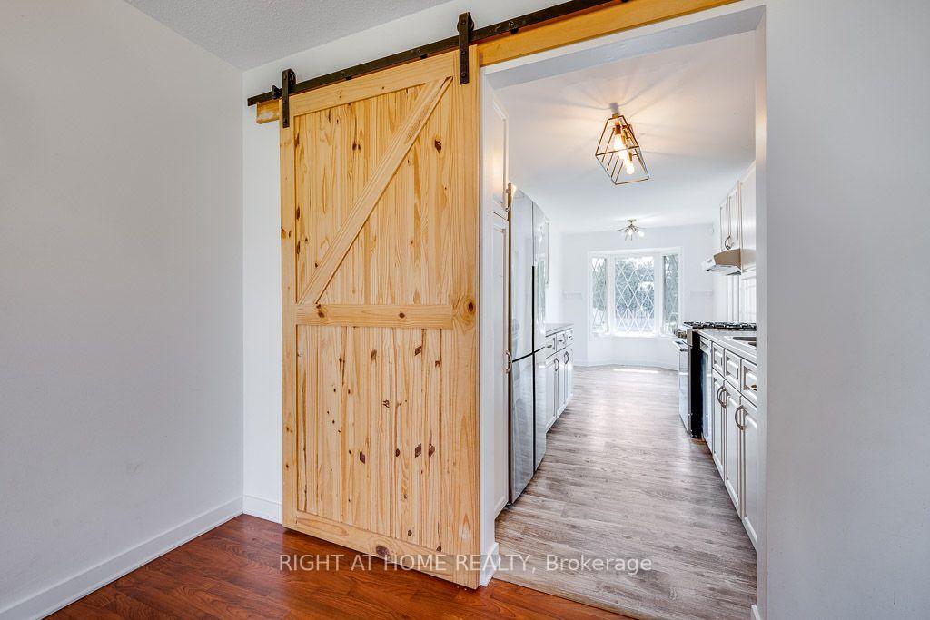 Photo 11 of 85 Winchester Drive, Ottawa, Kanata - Glencairn/Hazeldean — HOMEH