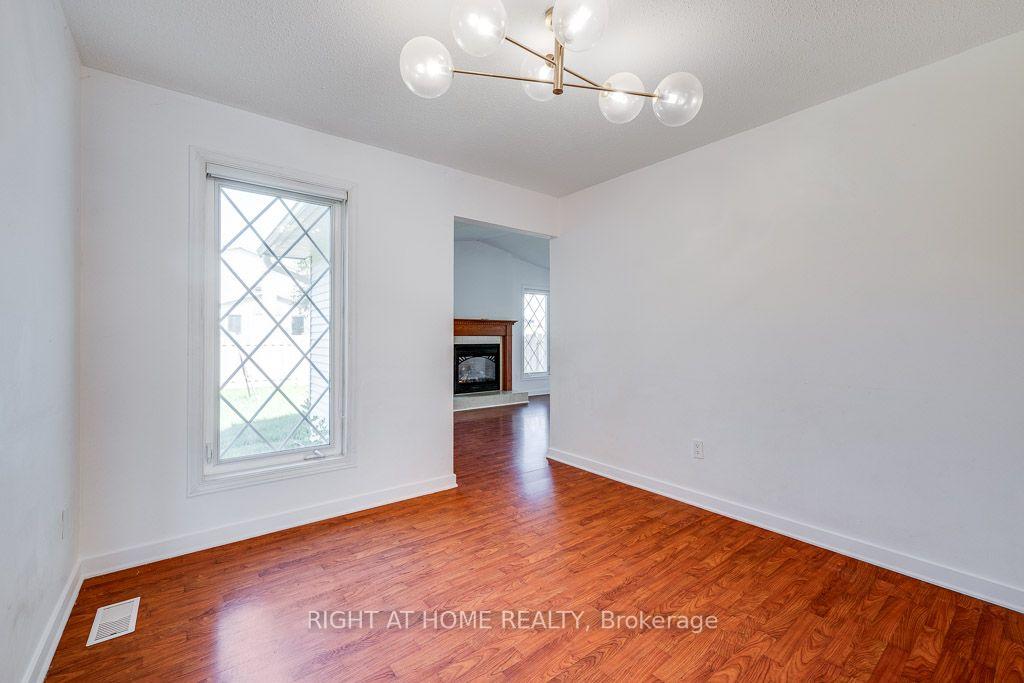Photo 12 of 85 Winchester Drive, Ottawa, Kanata - Glencairn/Hazeldean — HOMEH