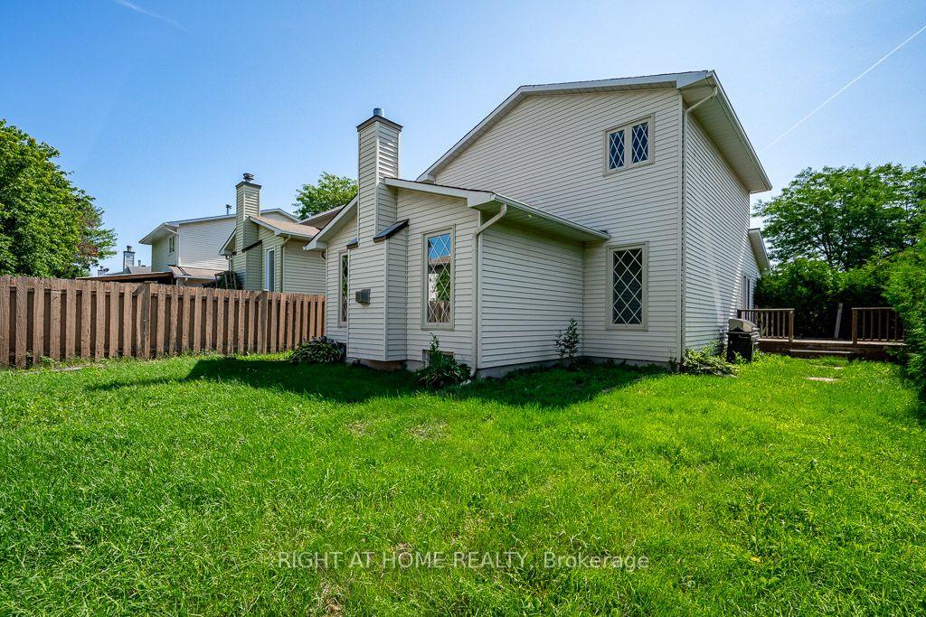 Photo 27 of 85 Winchester Drive, Ottawa, Kanata - Glencairn/Hazeldean — HOMEH