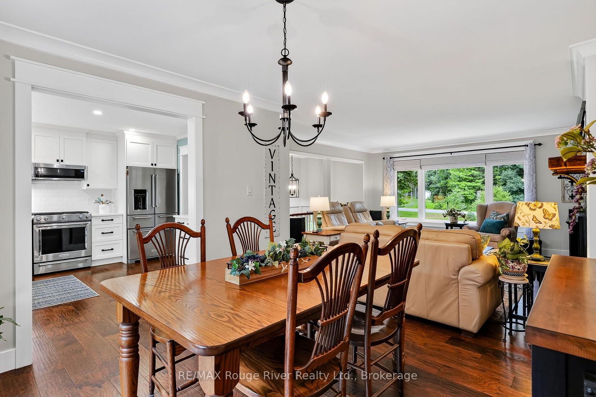 Photo 19 of 221 Colonial Drive, Quinte West, Murray Ward — HOMEH