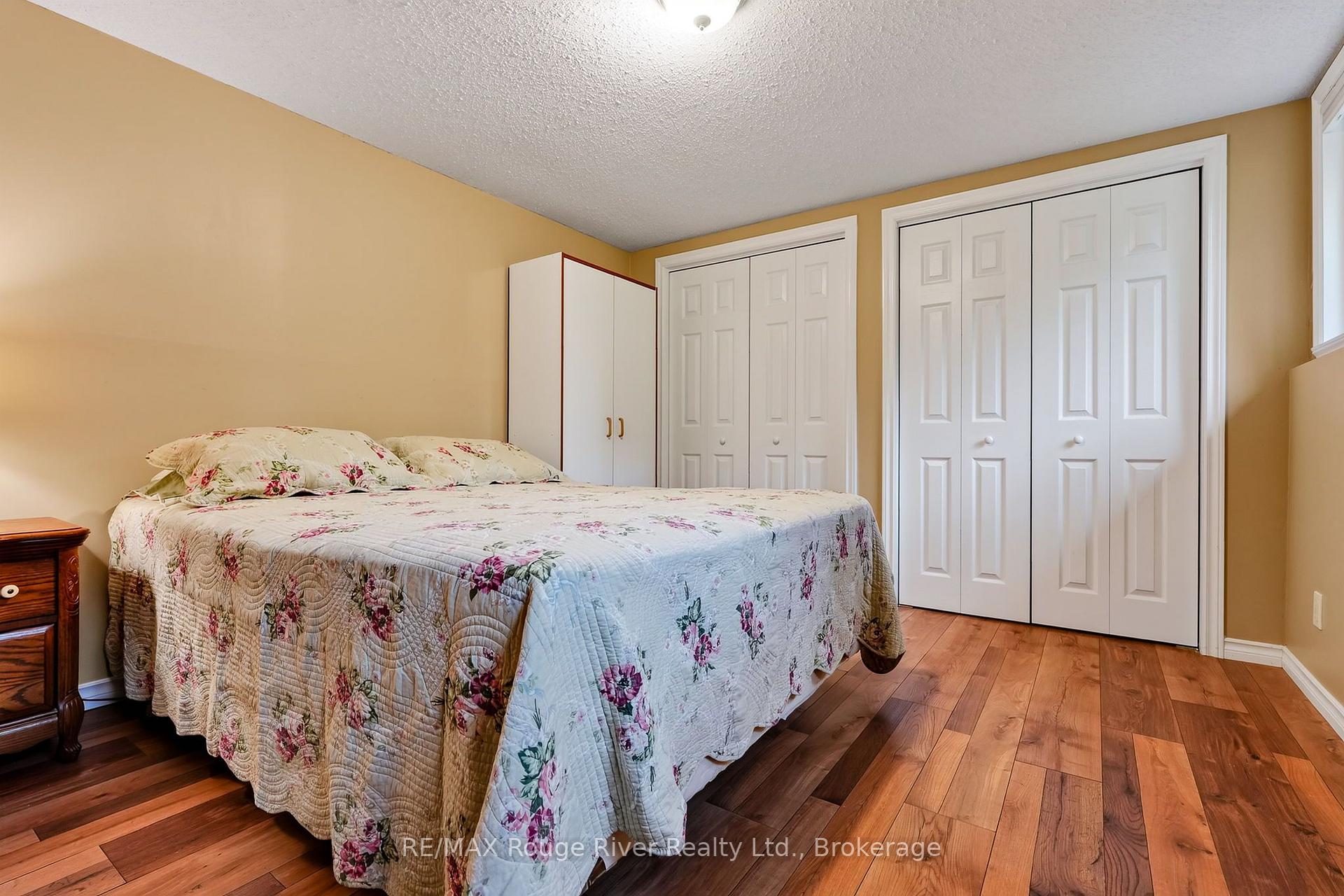 Photo 46 of 221 Colonial Drive, Quinte West, Murray Ward — HOMEH