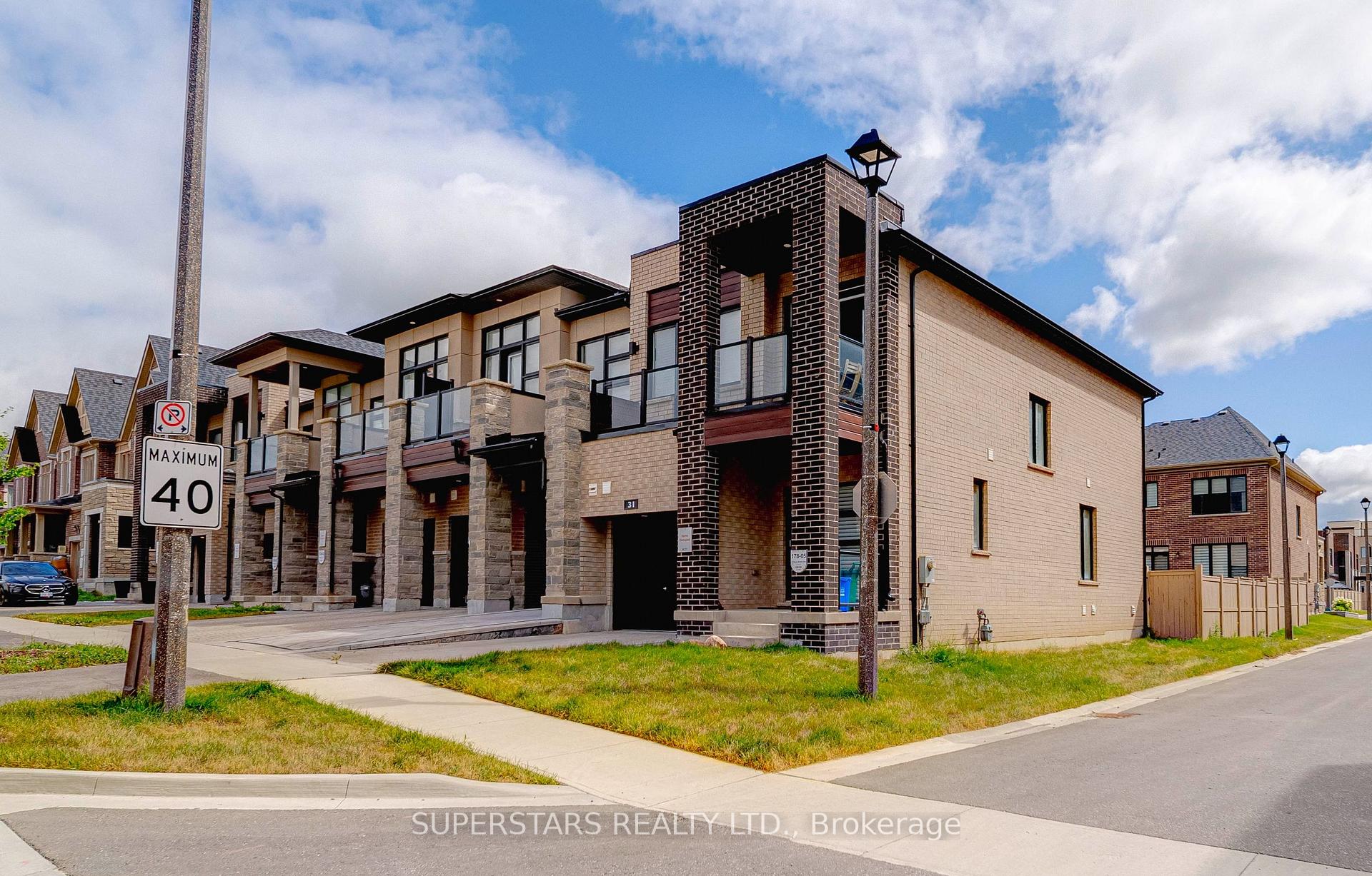 Photo 2 of 31 Harvey Bunker Crescent, Markham, Angus Glen — HOMEH