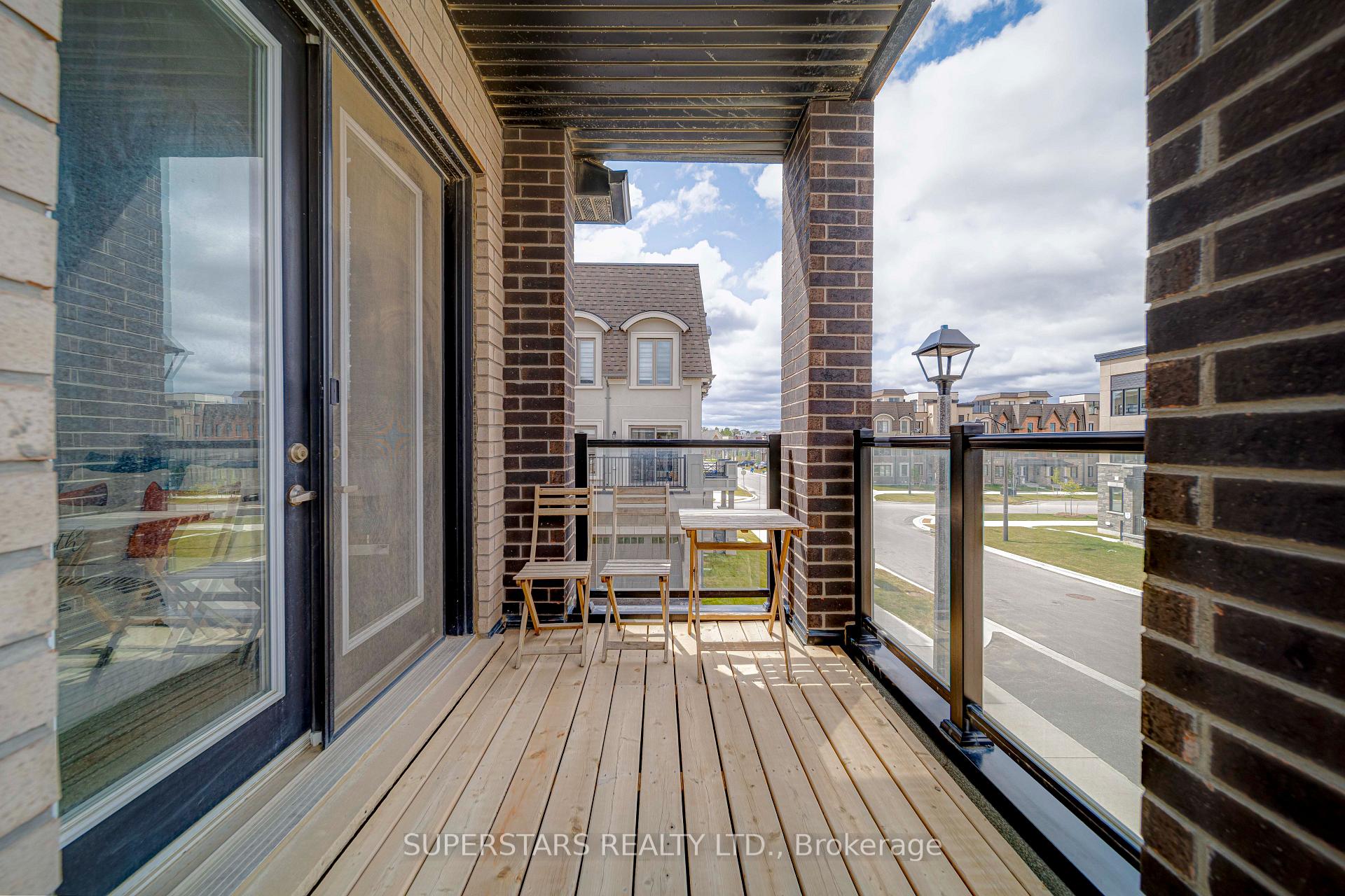 Photo 22 of 31 Harvey Bunker Crescent, Markham, Angus Glen — HOMEH