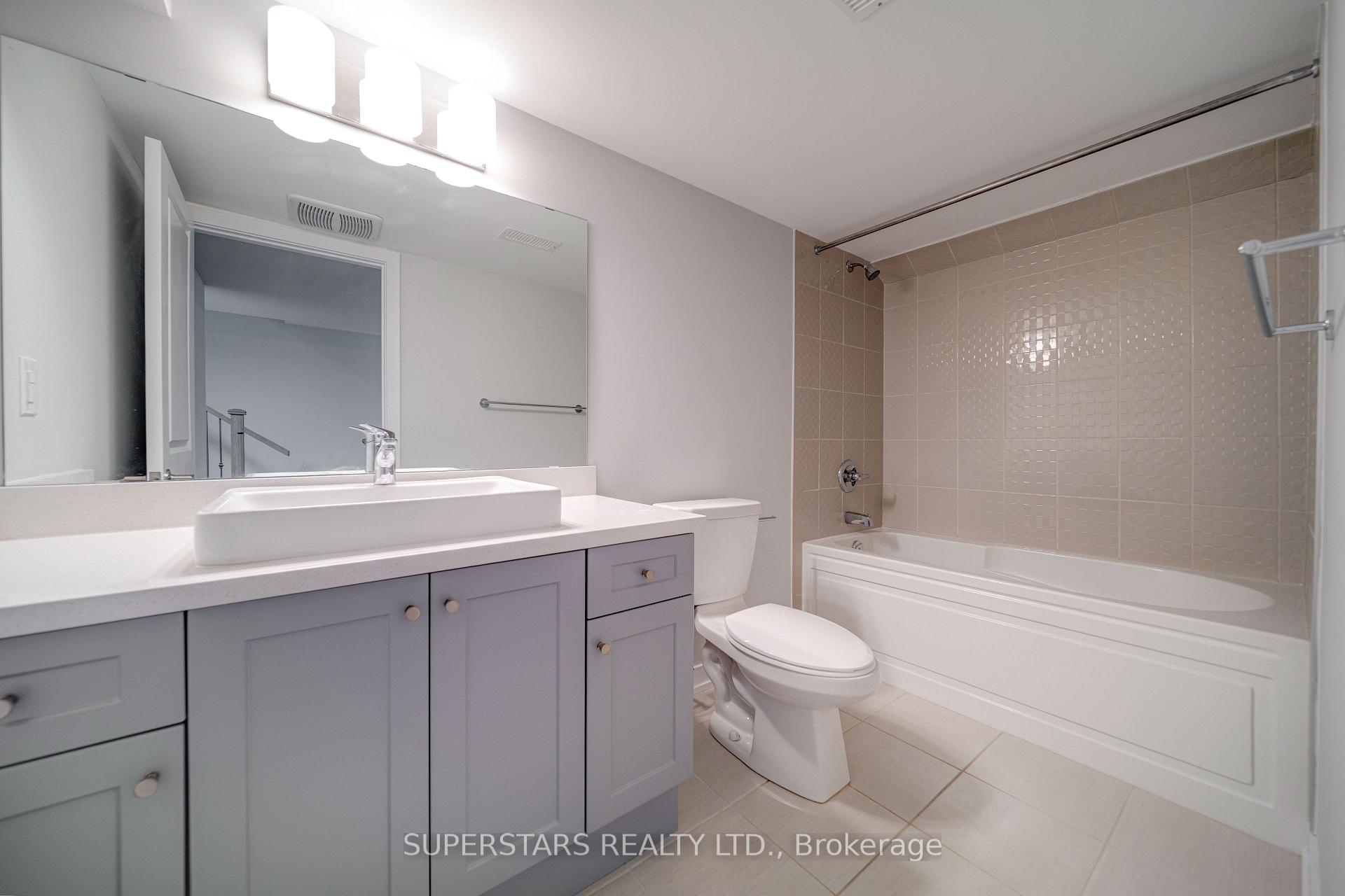 Photo 29 of 31 Harvey Bunker Crescent, Markham, Angus Glen — HOMEH