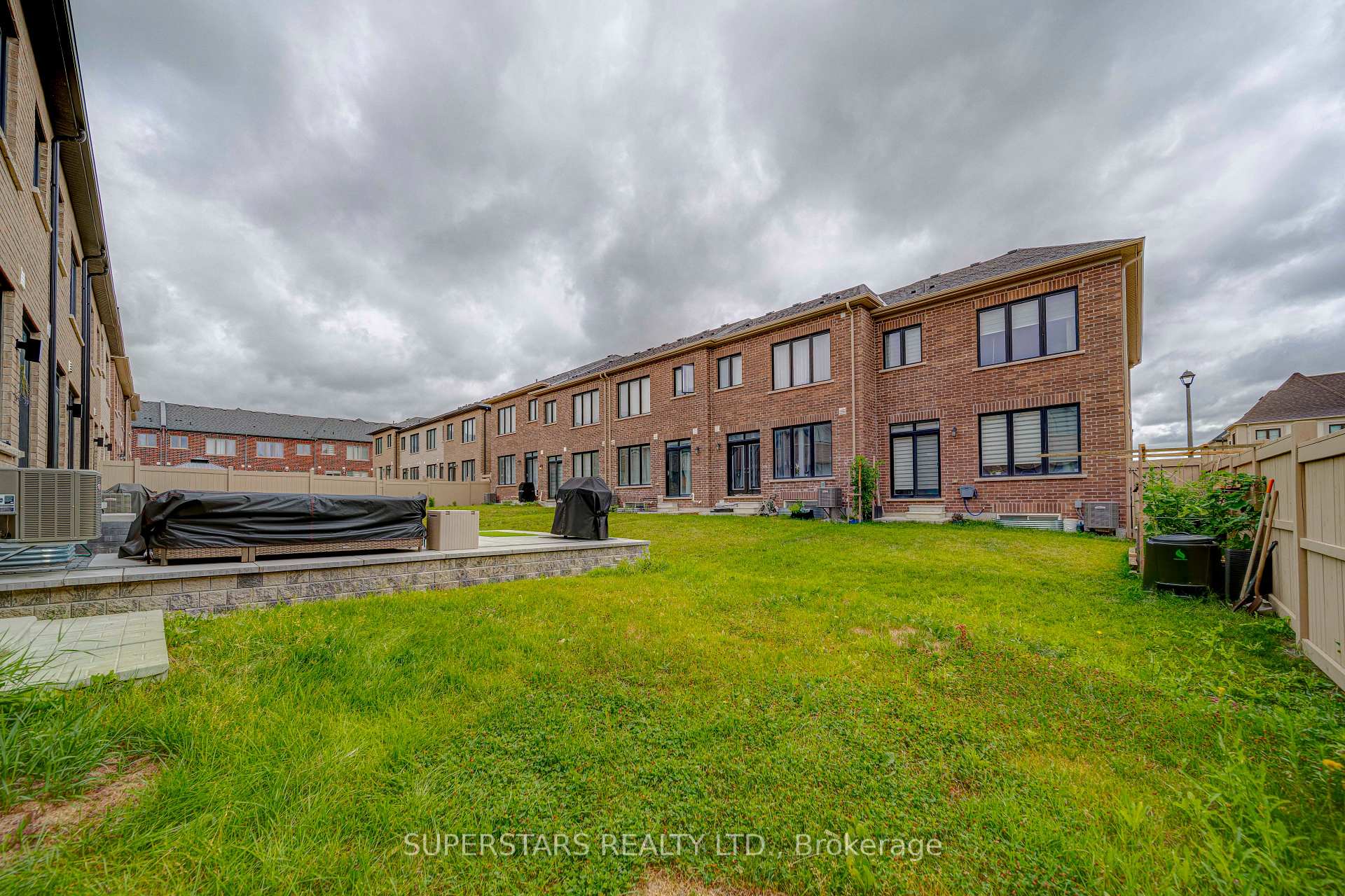 Photo 32 of 31 Harvey Bunker Crescent, Markham, Angus Glen — HOMEH