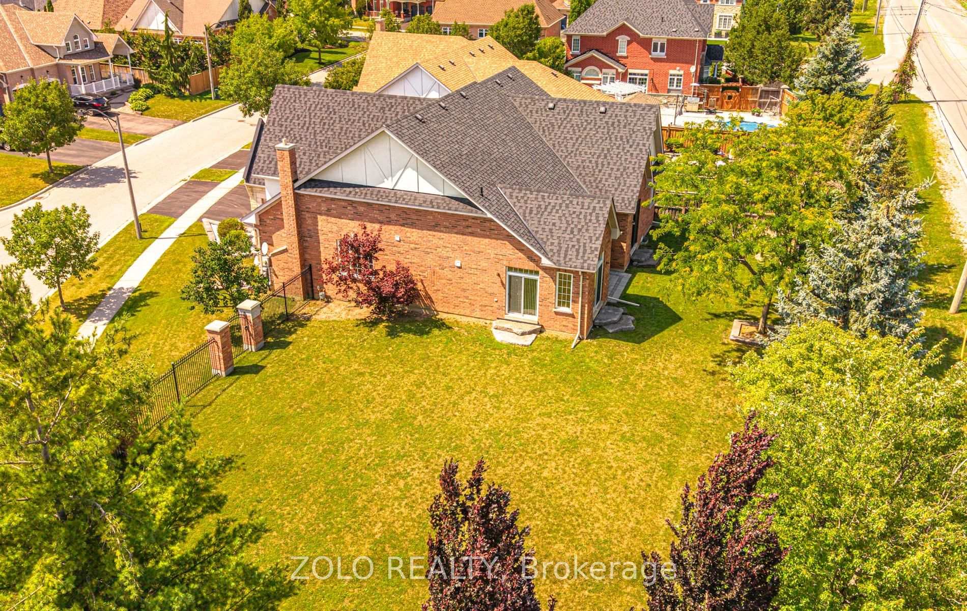 Photo 40 of 849 Hanmore Street, Oshawa, Pinecrest — HOMEH