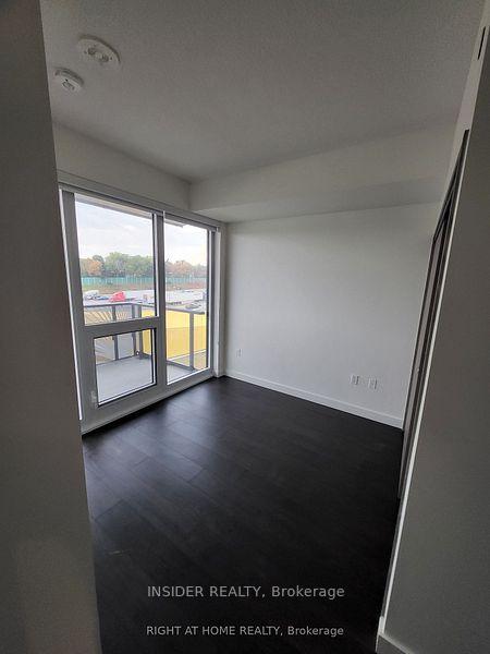 Photo 8 of Unit 605, 95 McMahon Drive, North York, Bayview Village — HOMEH