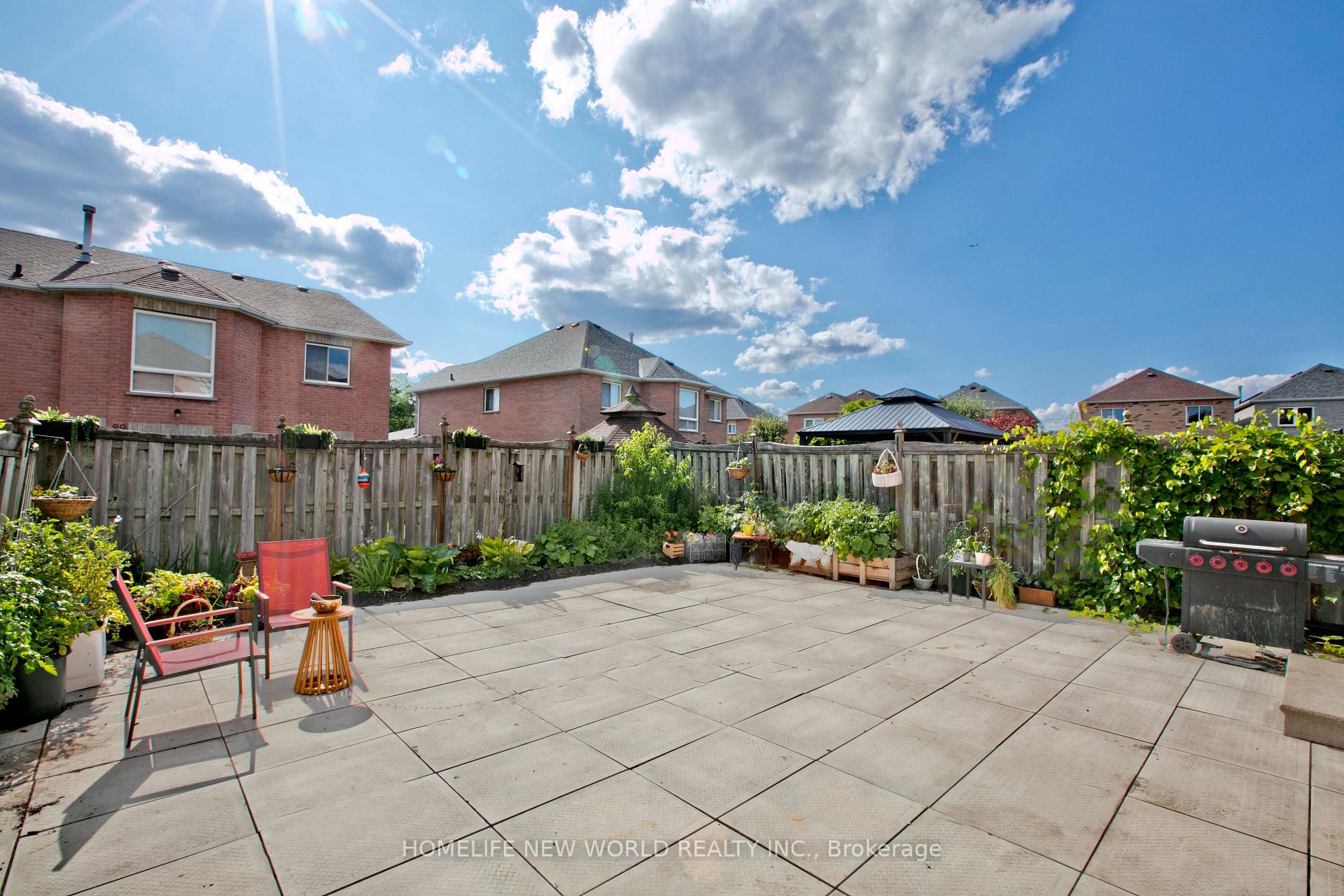 Photo 28 of 110 Cairncross Crescent, Markham, Milliken Mills East — HOMEH