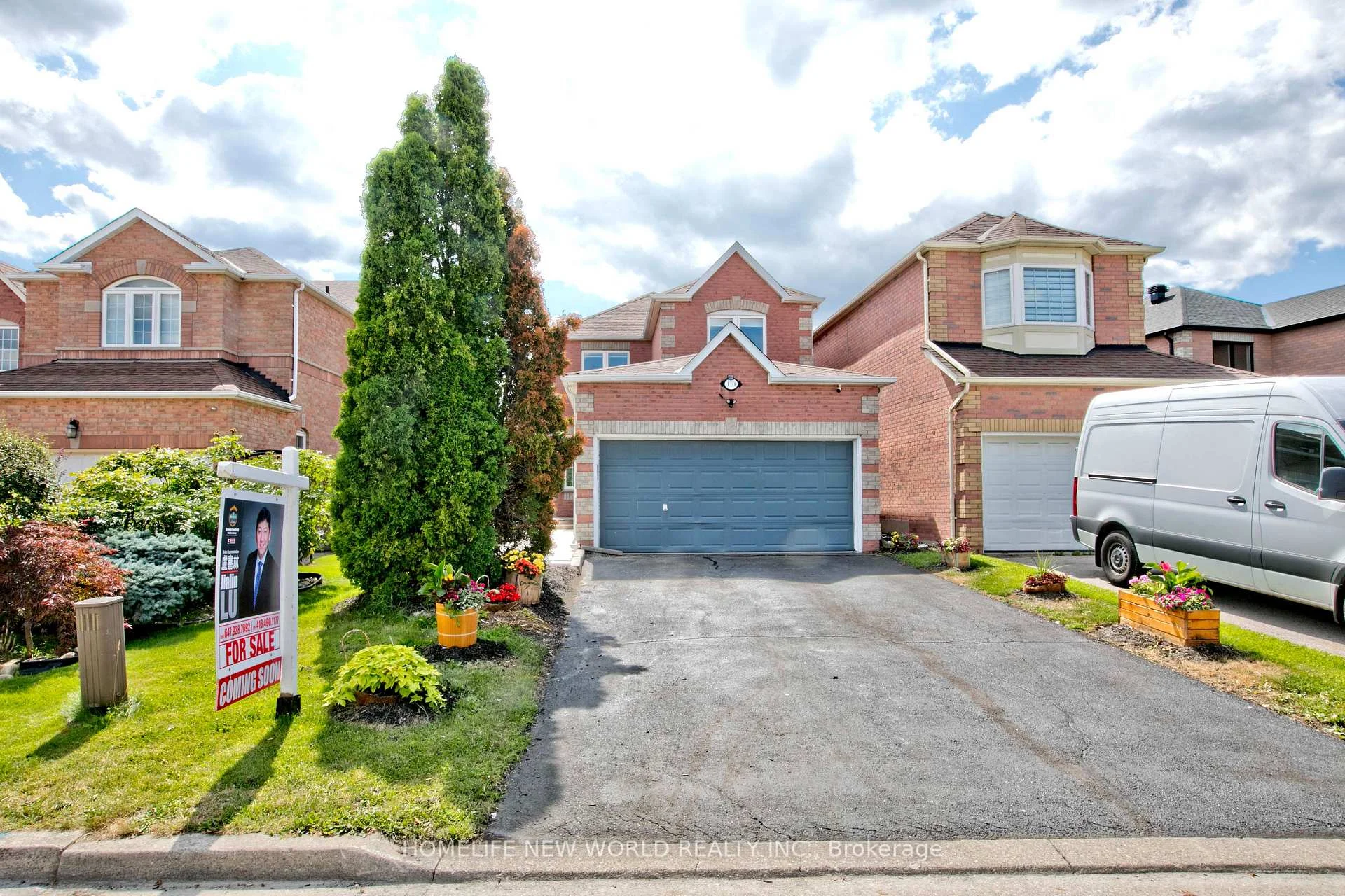 Photo 3 of 110 Cairncross Crescent, Markham, Milliken Mills East — HOMEH