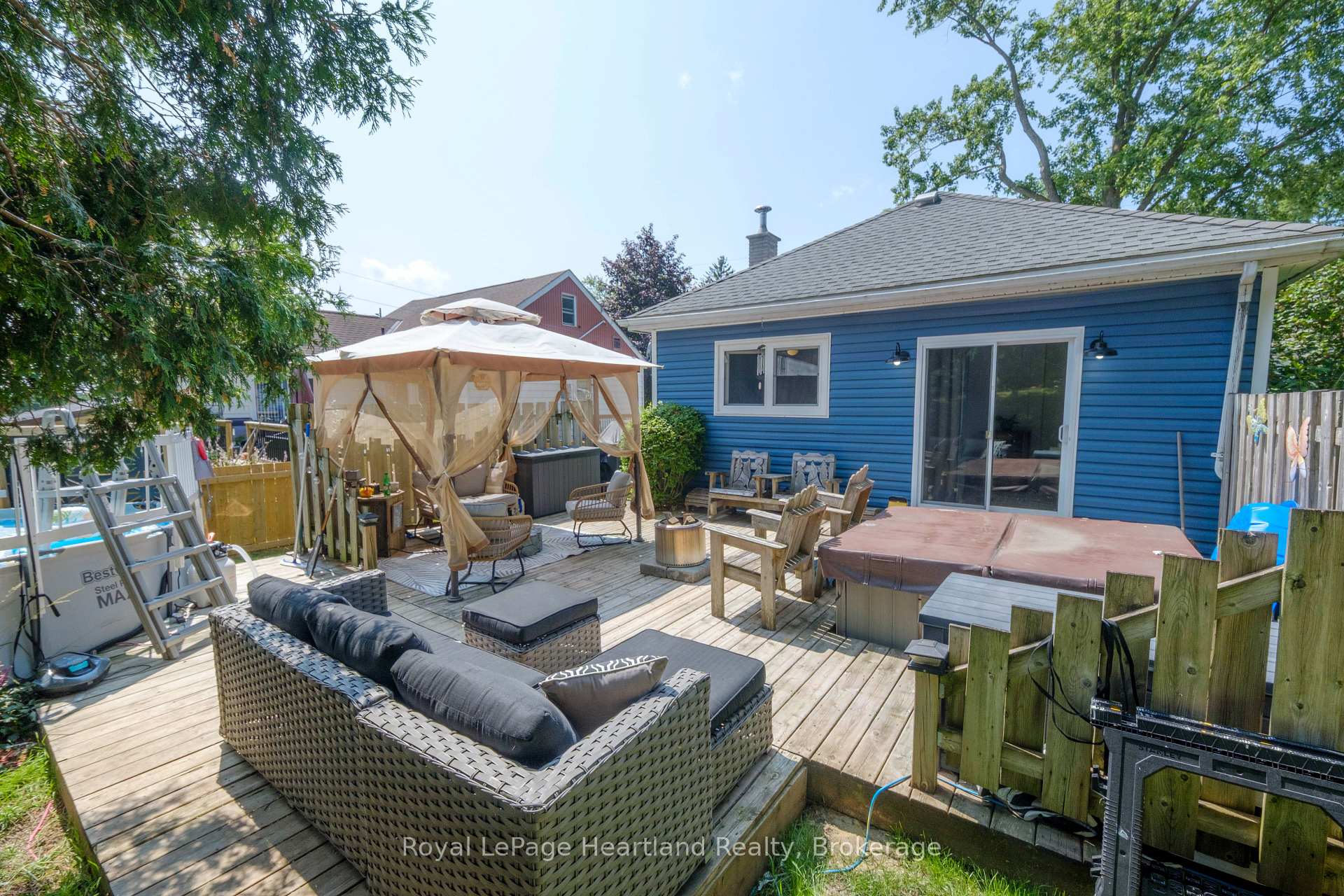 Photo 19 of 109 Carling Terrace, North Huron, Wingham — HOMEH