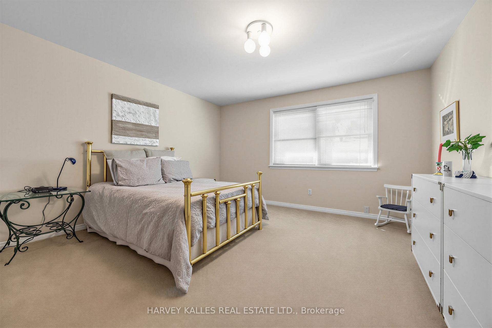 Photo 30 of 23 Pinnacle Road, North York, St. Andrew-Windfields — HOMEH