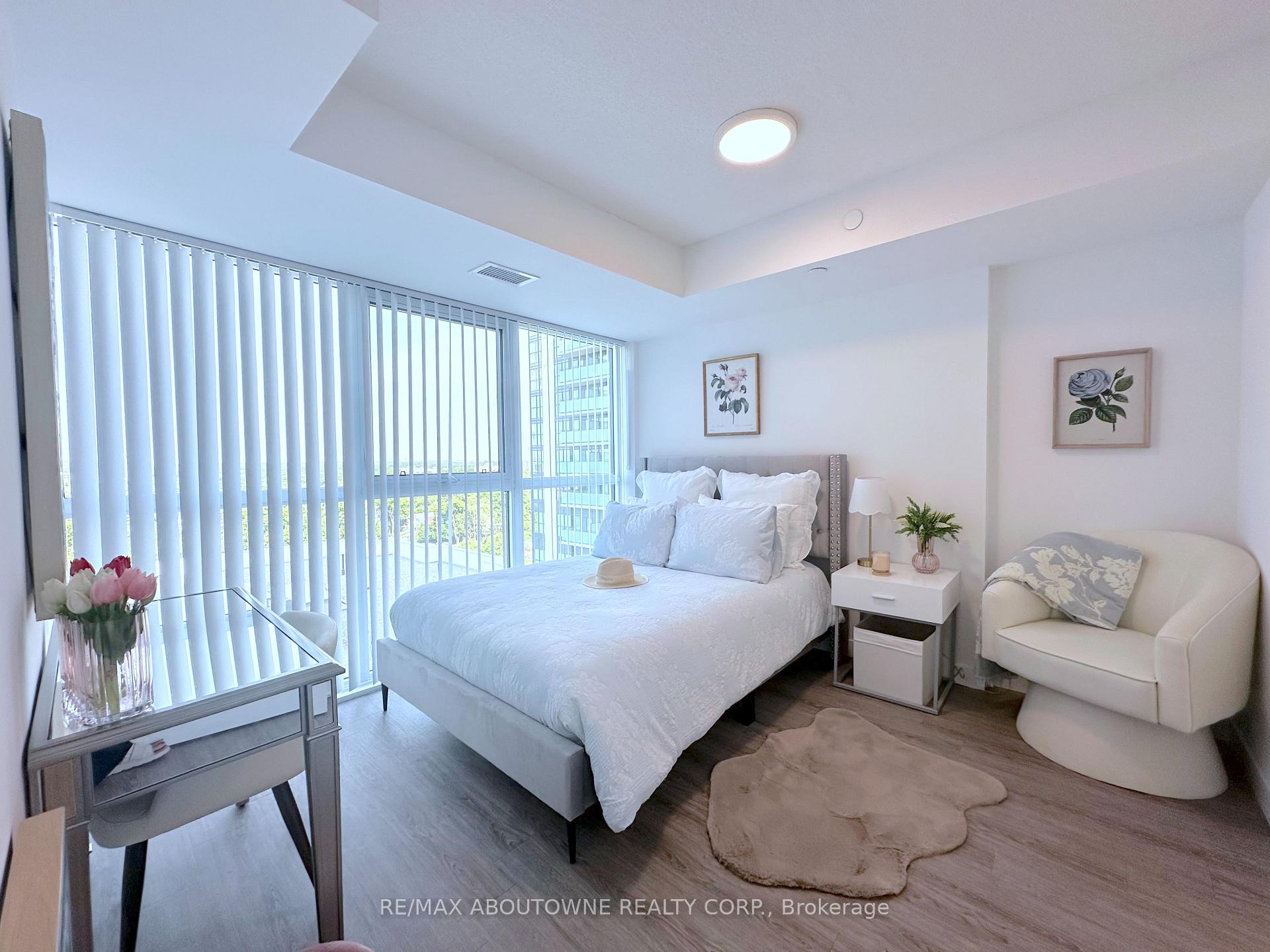 Photo 6 of Unit 310, 375 South Street, London, East K — HOMEH
