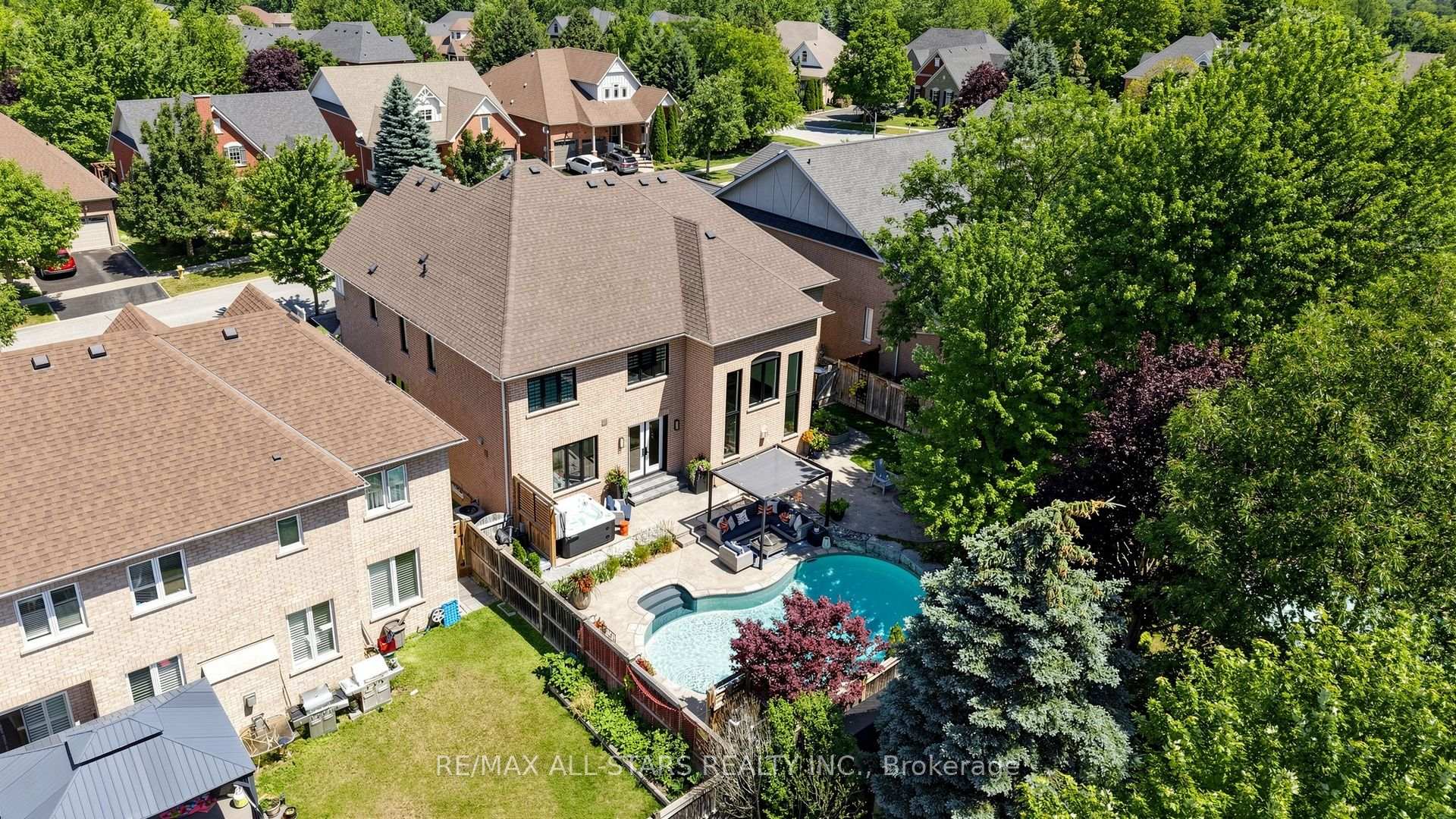 Photo 46 of 5 Keller Lane, Uxbridge — HOMEH