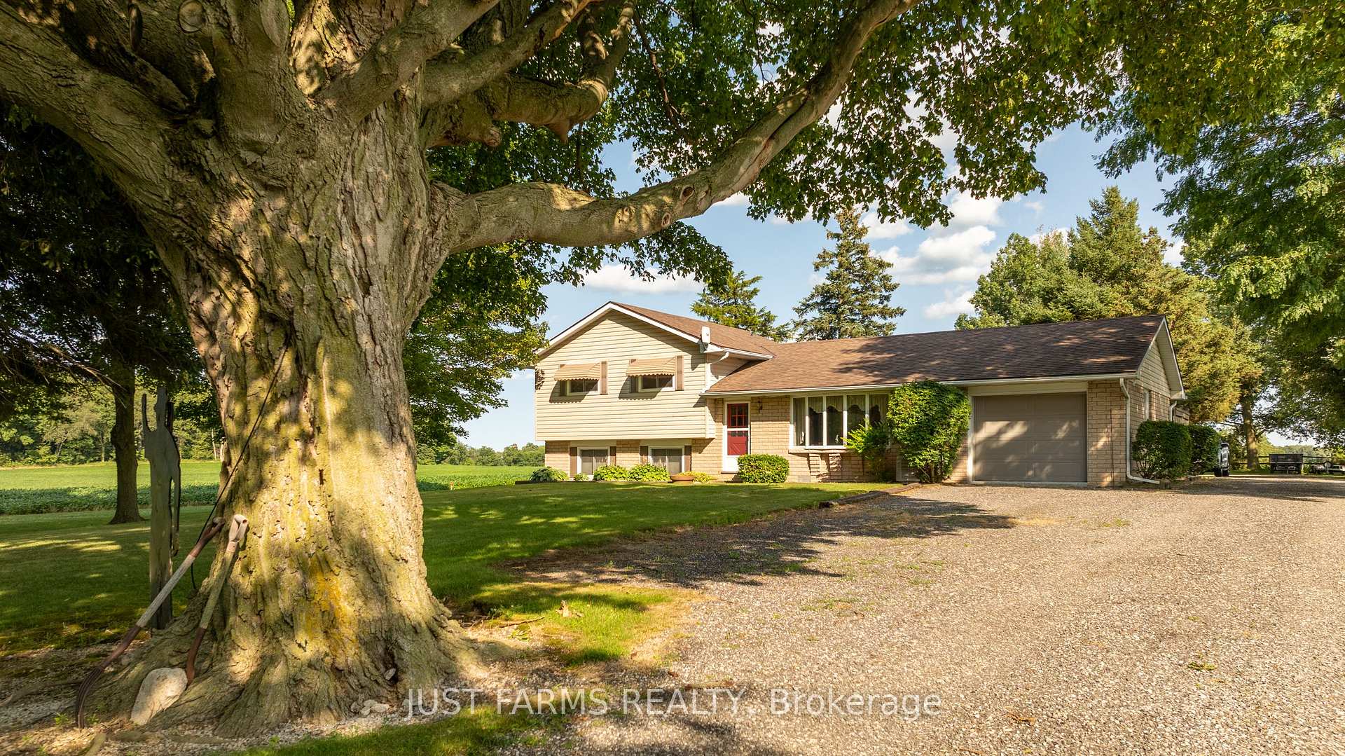 Photo 8 of 15072 Scott Line, Chatham-Kent, Highgate — HOMEH