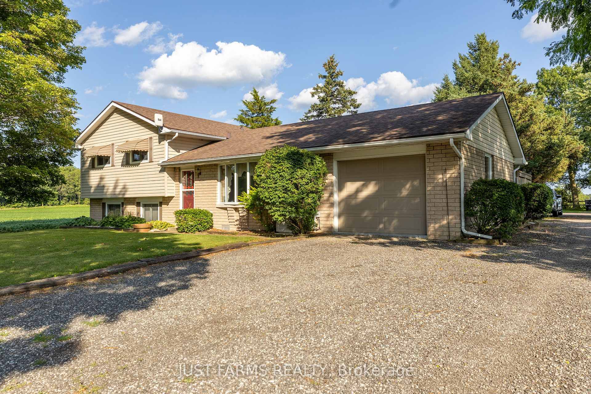 Photo 9 of 15072 Scott Line, Chatham-Kent, Highgate — HOMEH