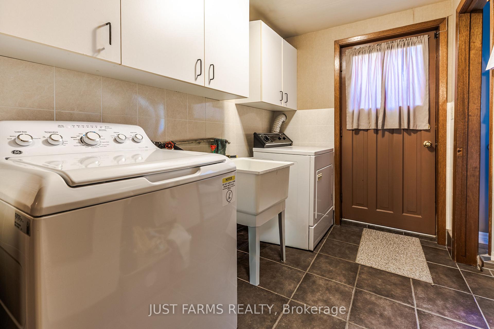 Photo 27 of 15072 Scott Line, Chatham-Kent, Highgate — HOMEH