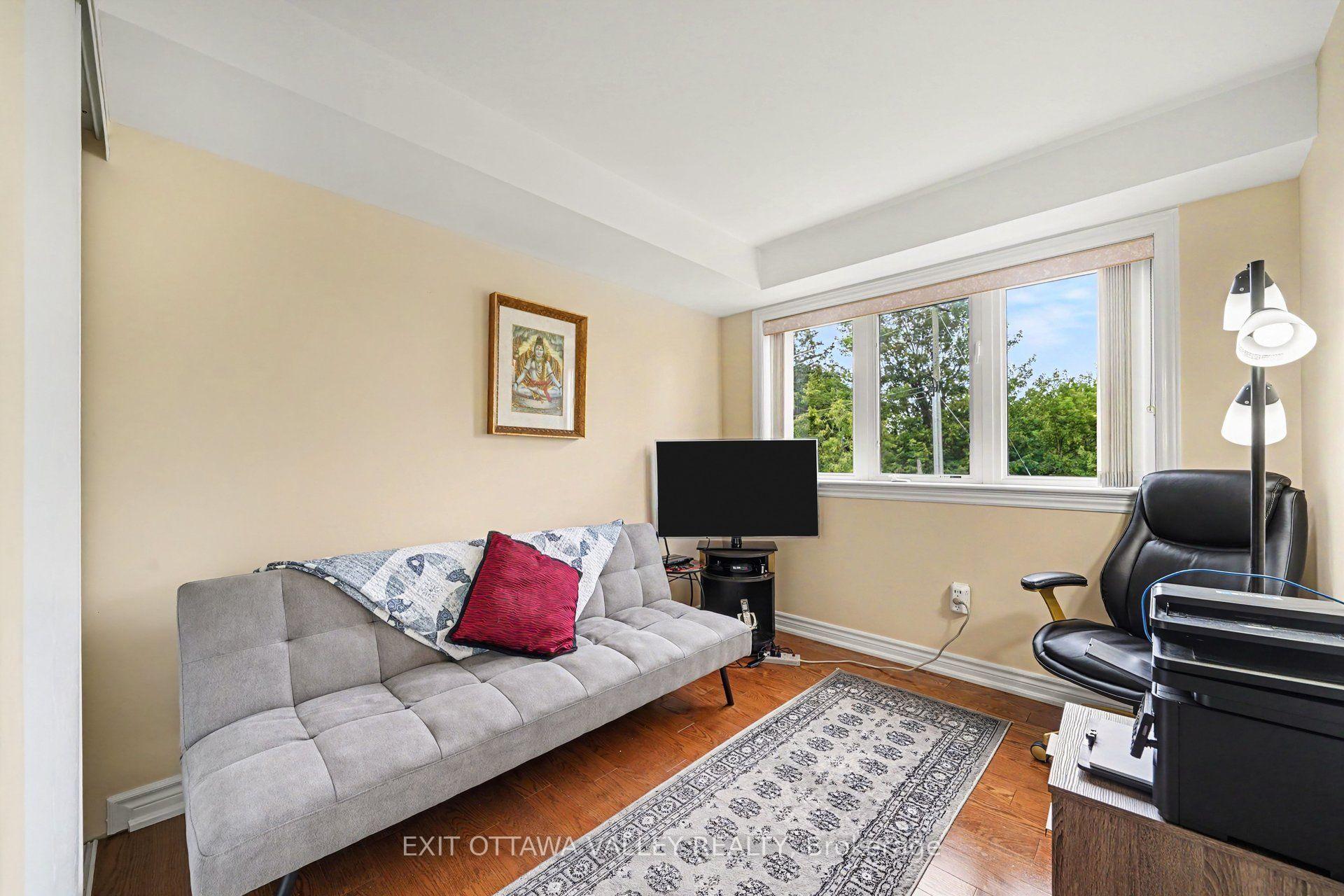 Photo 20 of Unit 208, 14 Norice Street, Ottawa, Meadowlands/Crestview — HOMEH