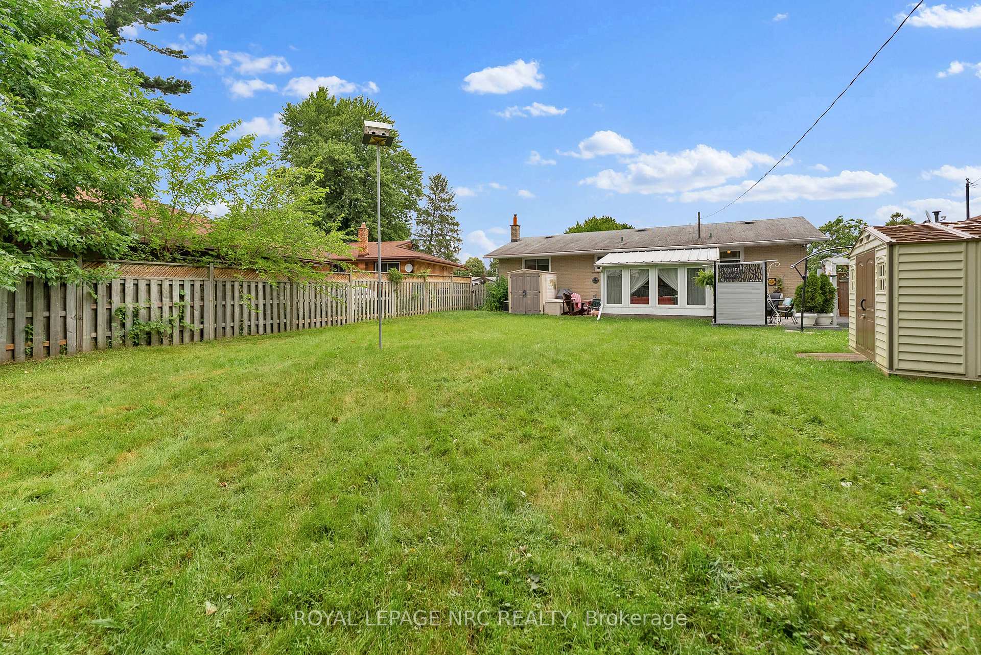Photo 36 of 8415 Parkway Drive, Niagara Falls, Chippawa — HOMEH