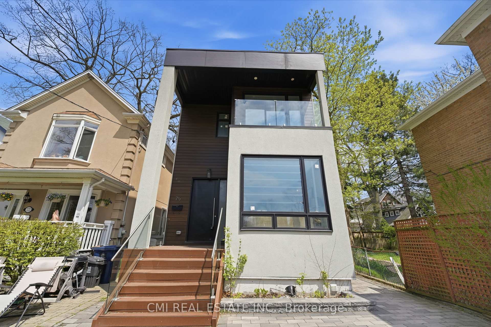 Photo 1 of 75 Kenilworth Avenue, Toronto, The Beaches — HOMEH