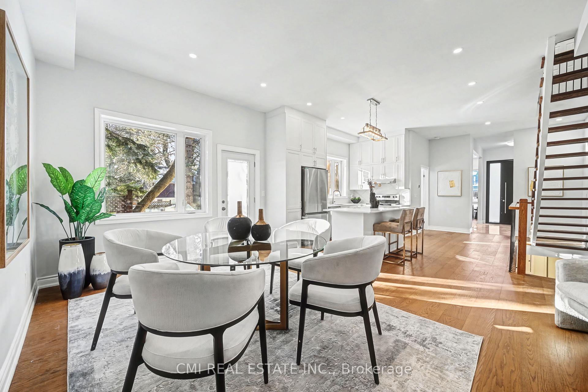 Photo 18 of 75 Kenilworth Avenue, Toronto, The Beaches — HOMEH