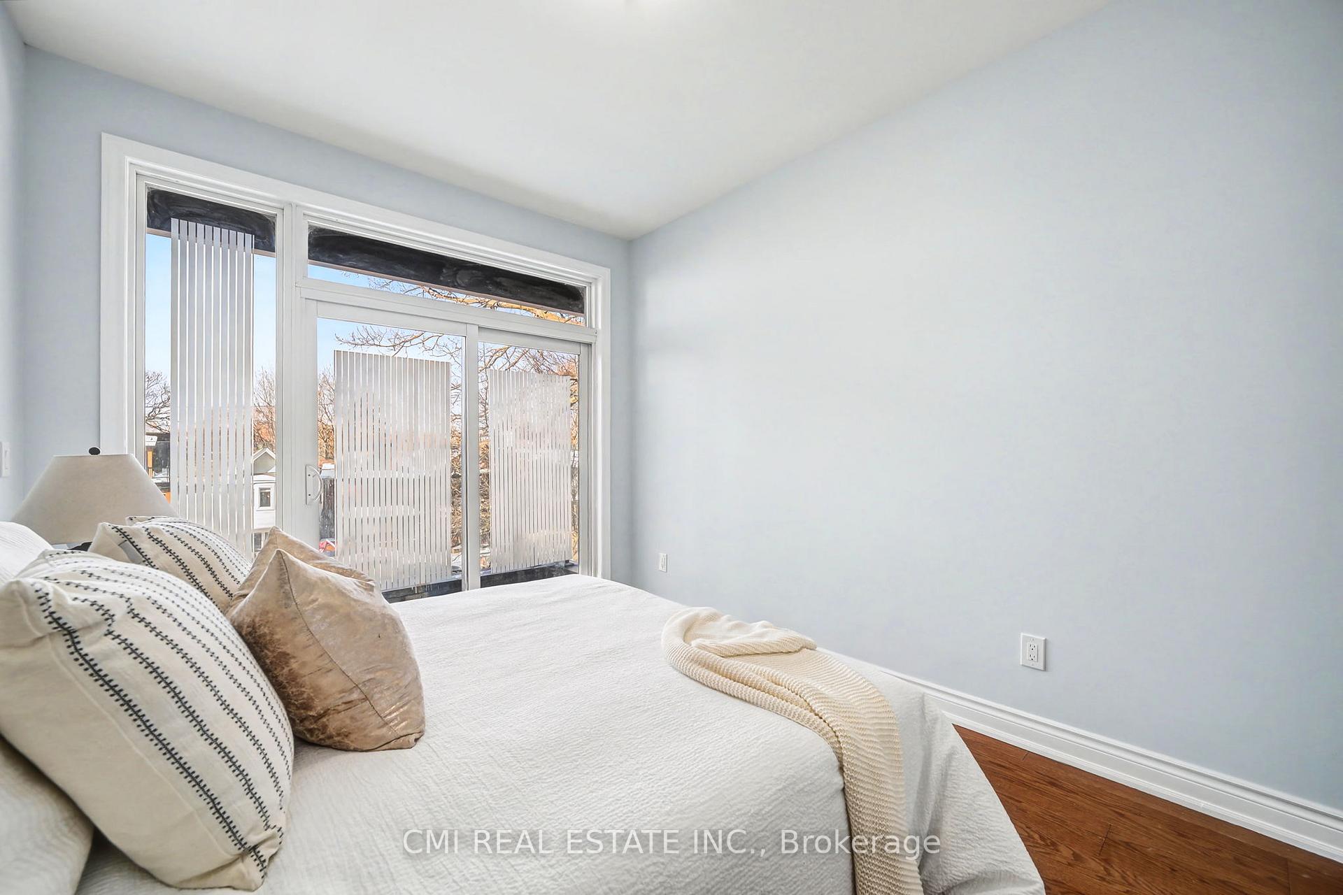 Photo 34 of 75 Kenilworth Avenue, Toronto, The Beaches — HOMEH