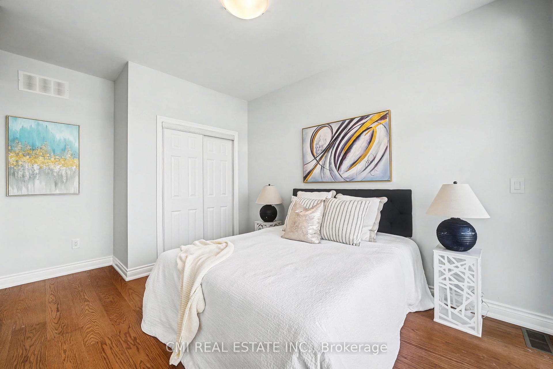 Photo 35 of 75 Kenilworth Avenue, Toronto, The Beaches — HOMEH