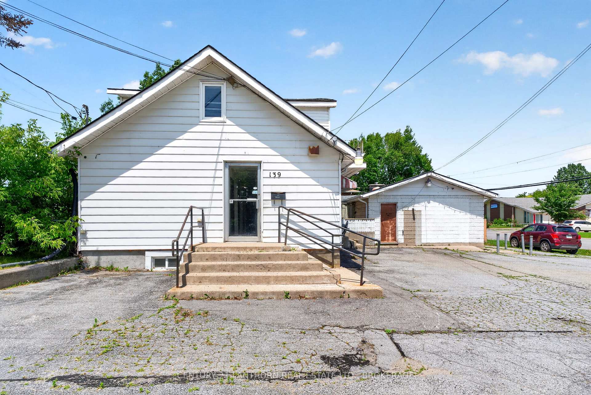 Photo 2 of 139 Drennan Street, Kingston, Rideau — HOMEH