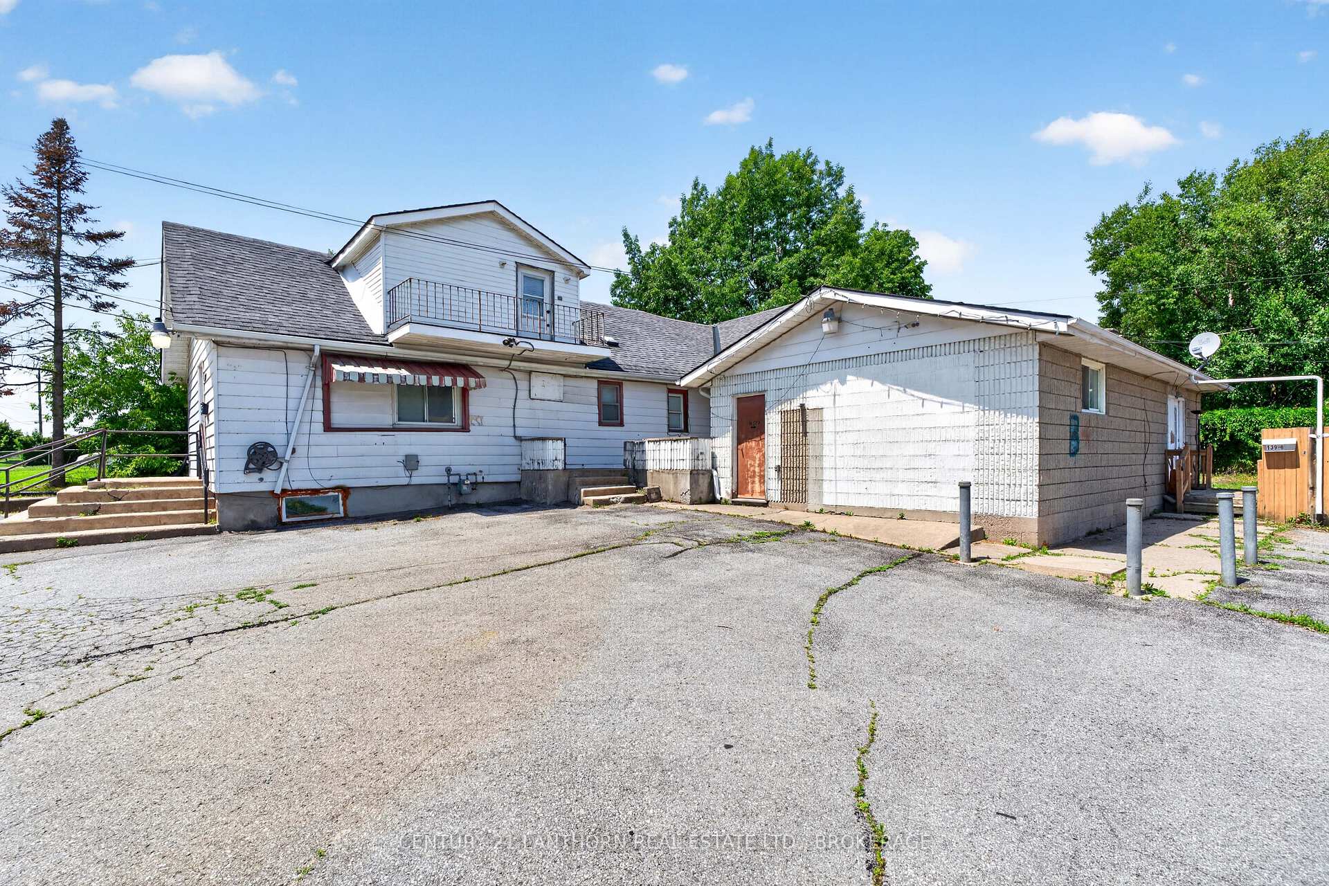 Photo 3 of 139 Drennan Street, Kingston, Rideau — HOMEH