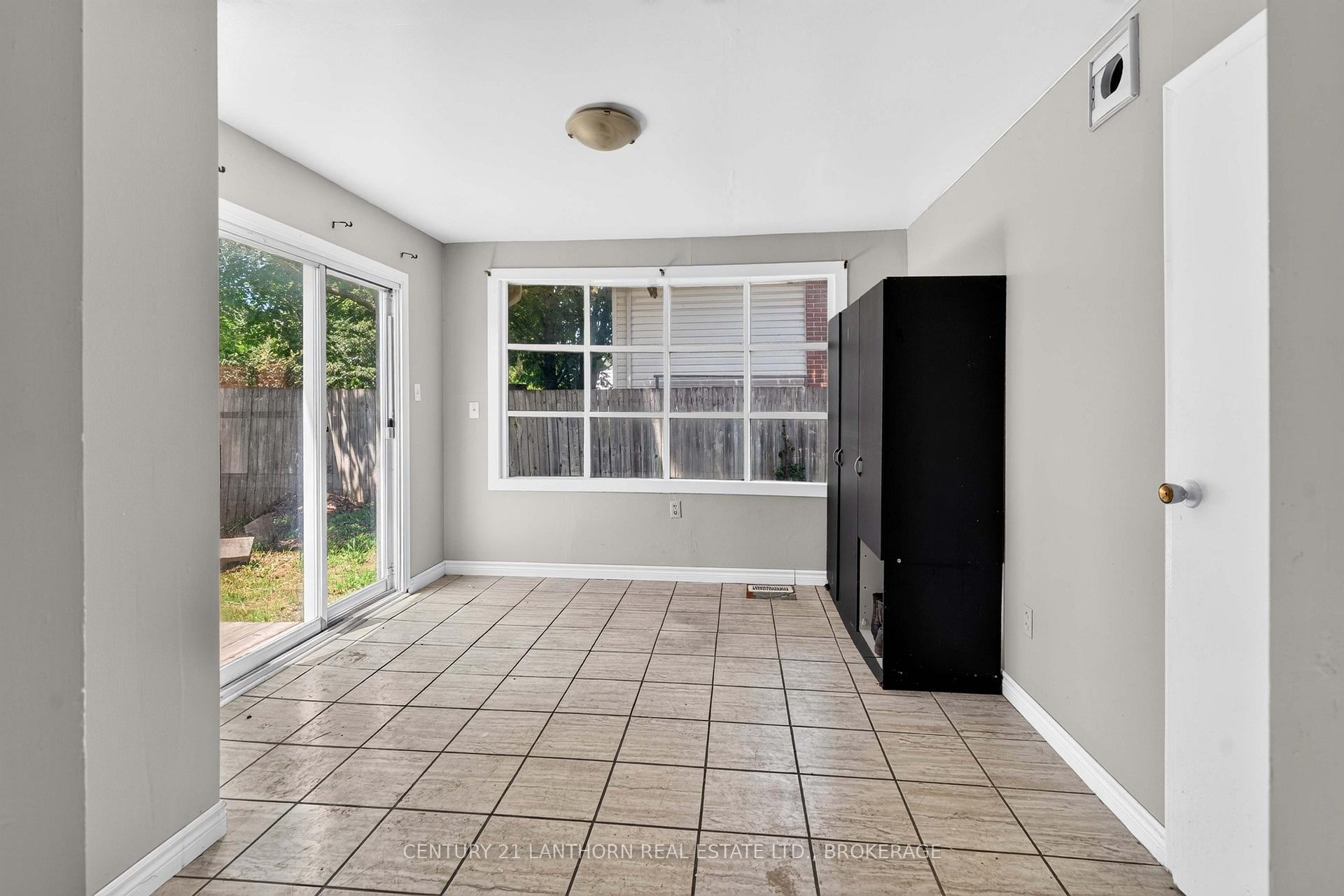 Photo 7 of 139 Drennan Street, Kingston, Rideau — HOMEH
