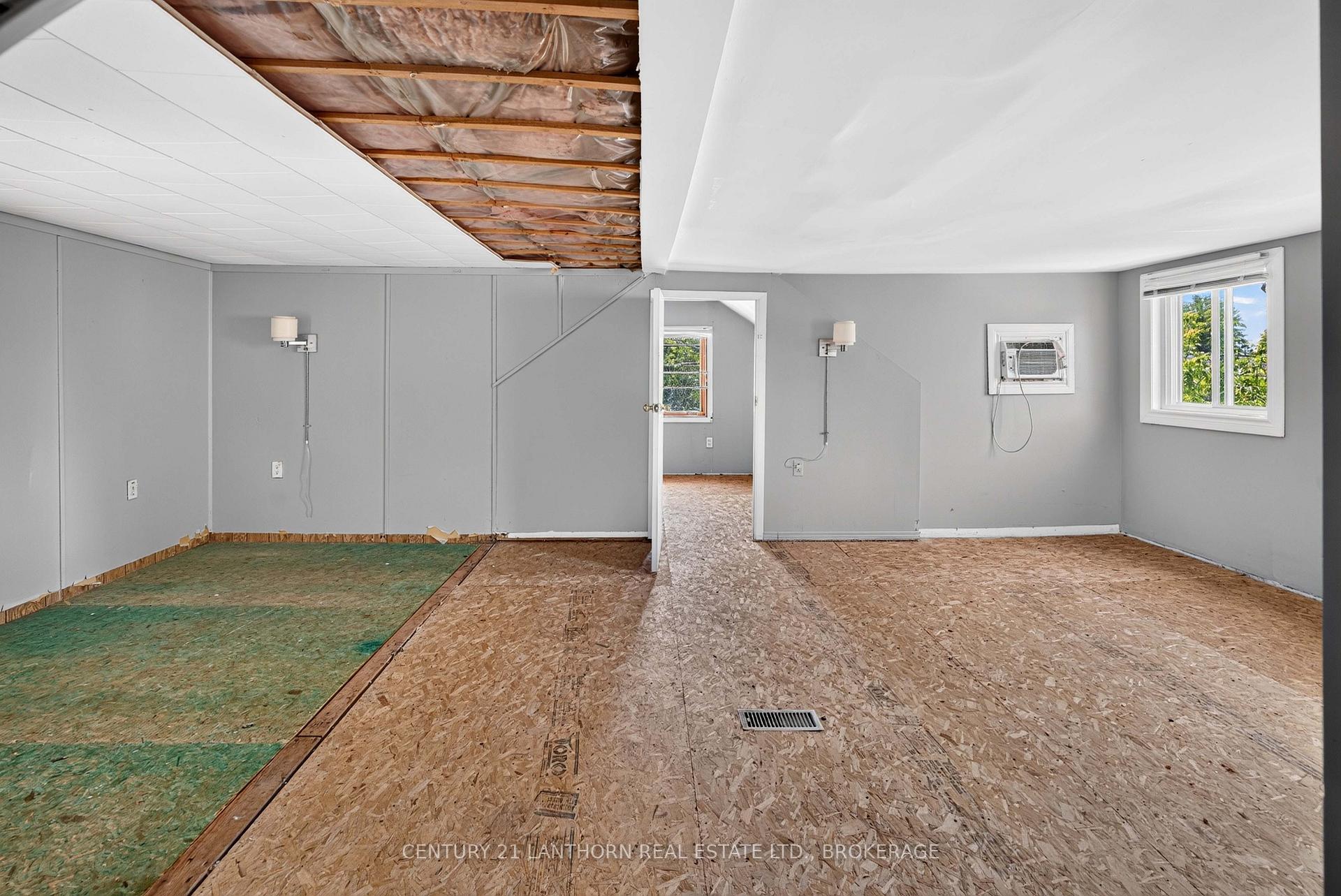 Photo 10 of 139 Drennan Street, Kingston, Rideau — HOMEH