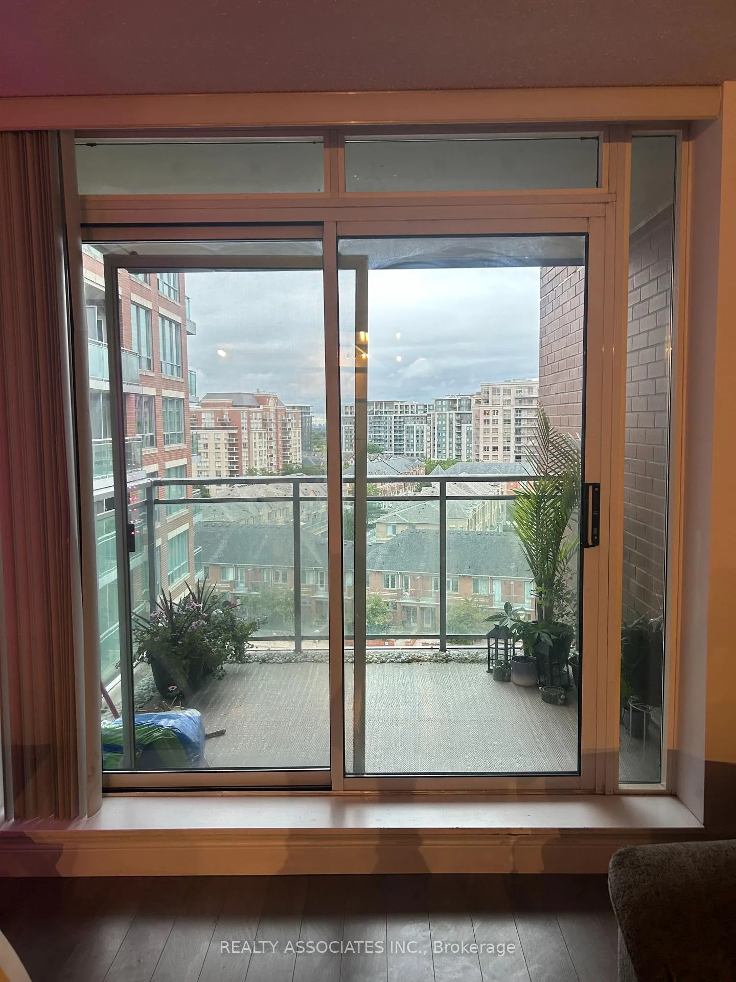 Photo 10 of Unit 902, 62 Suncrest Boulevard, Markham, Commerce Valley — HOMEH