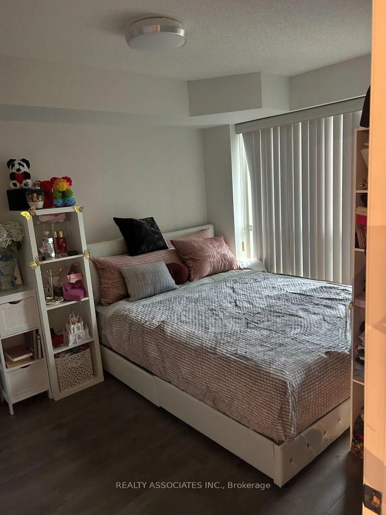 Photo 14 of Unit 902, 62 Suncrest Boulevard, Markham, Commerce Valley — HOMEH